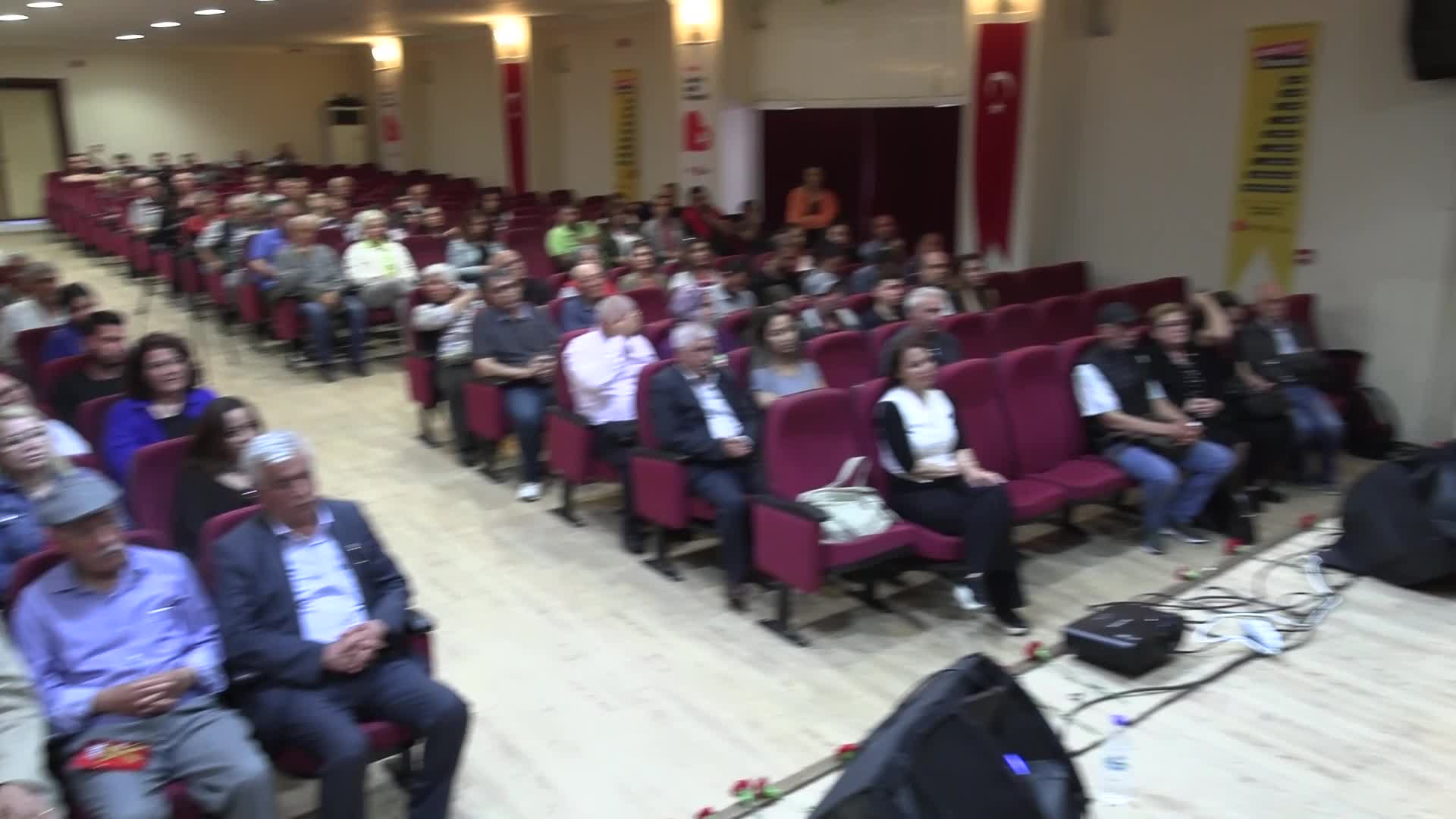 ÜÇ FİDAN BAYRAKLI’DA ANILDI