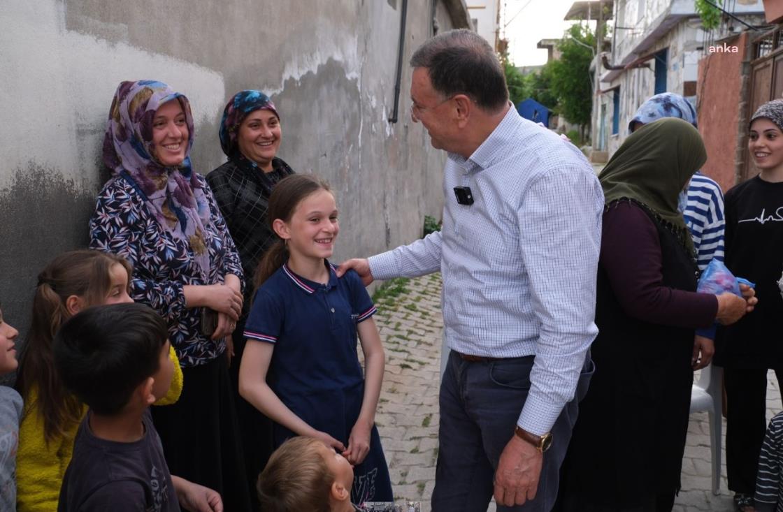 HATAY BÜYÜKŞEHİR BELEDİYE BAŞKANI SAVAŞ, YURTTAŞLARLA BULUŞMAYA DEVAM EDİYOR
