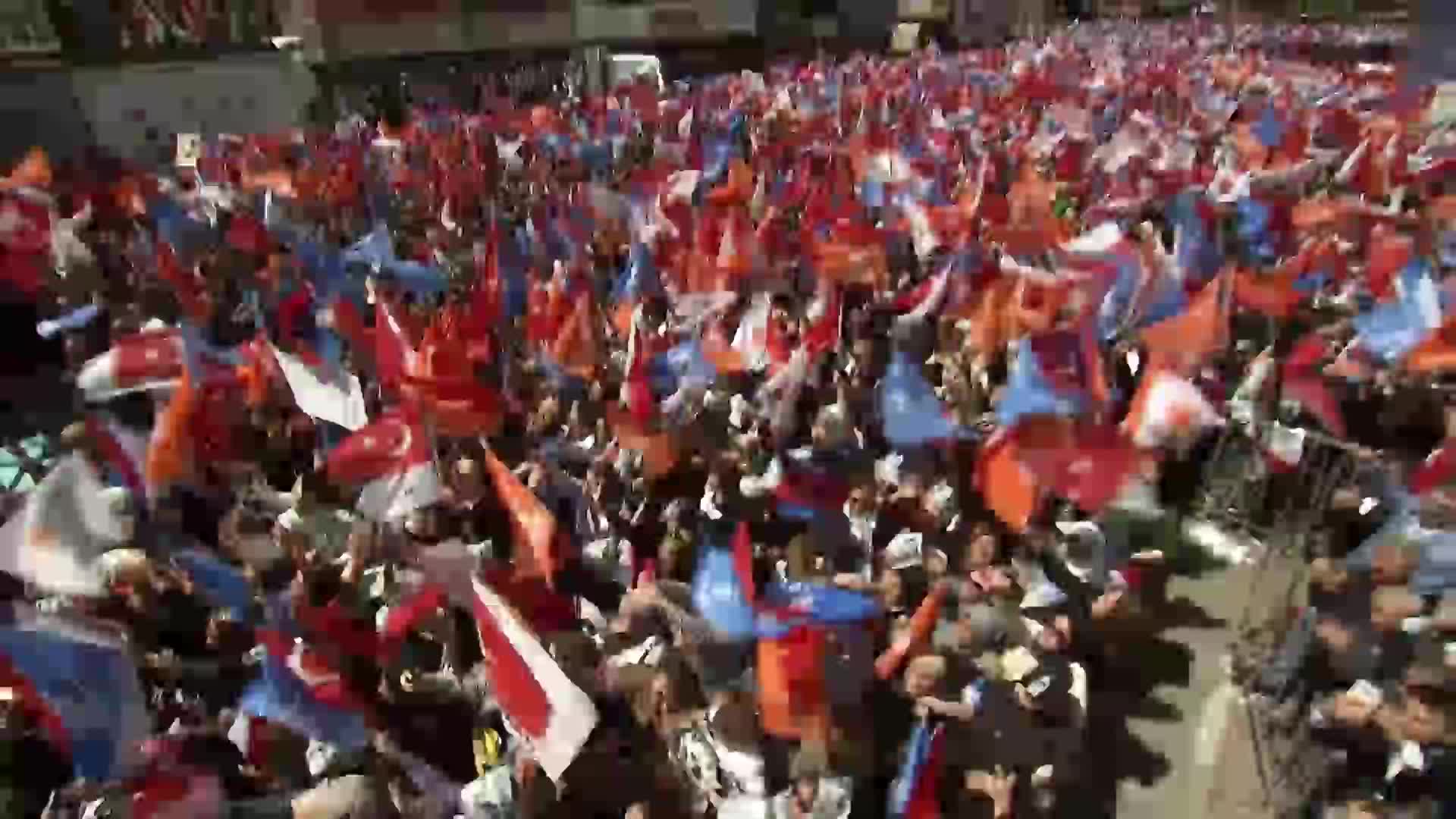 ERDOĞAN: KİRA MESELESİNİ DE ÇARŞI PAZARDA KİMİ ÜRÜNLERDE ORTAYA ÇIKAN AŞIRI FİYAT ARTIŞLARINI DA HAL YOLUNA YİNE BİZ KOYARIZ