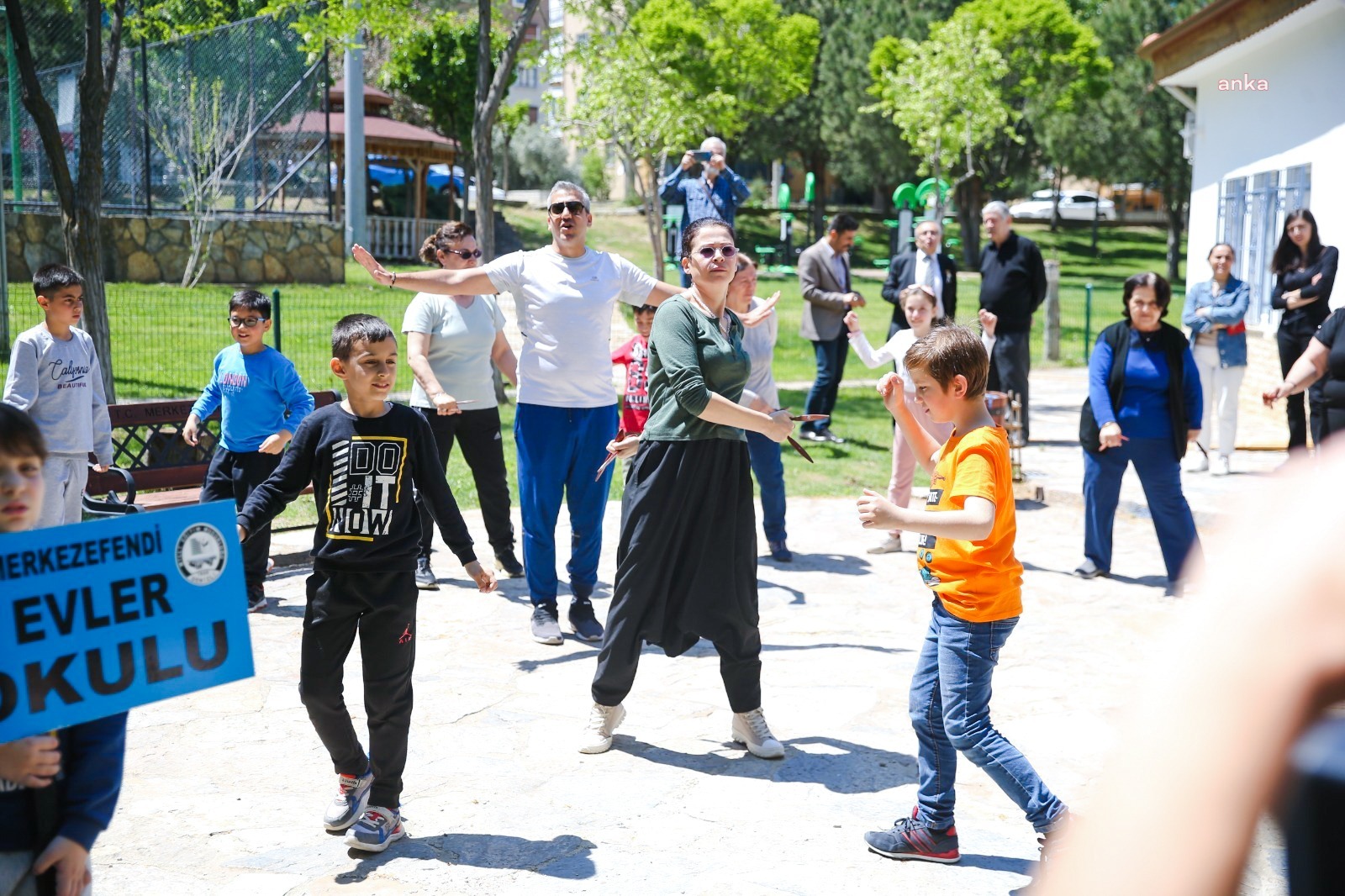 MERKEZEFENDİ BELEDİYESİ AKTİF YAŞ ALMA MERKEZİ, İLKOKULLU KONUKLARINI AĞIRLADI