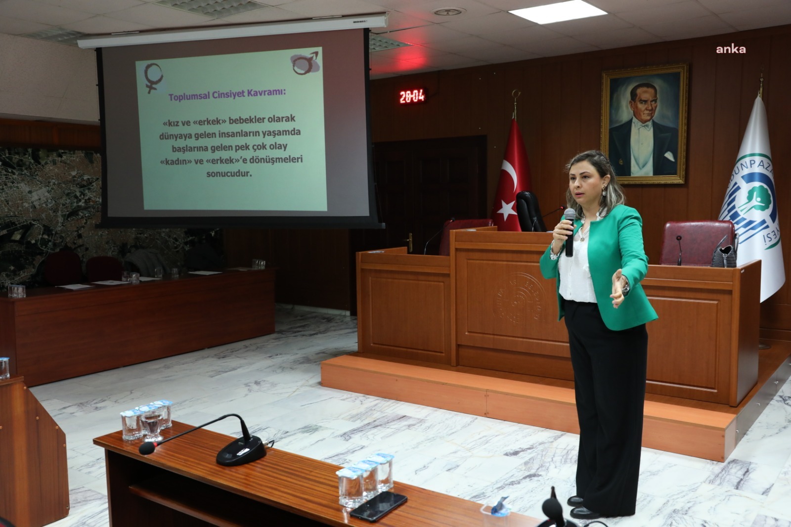ODUNPAZARI’NDA ‘SÜRDÜRÜLEBİLİR TOPLUMSAL CİNSİYET EŞİTLİĞİ VE MOBBING EĞİTİMİ' DÜZENLENDİ