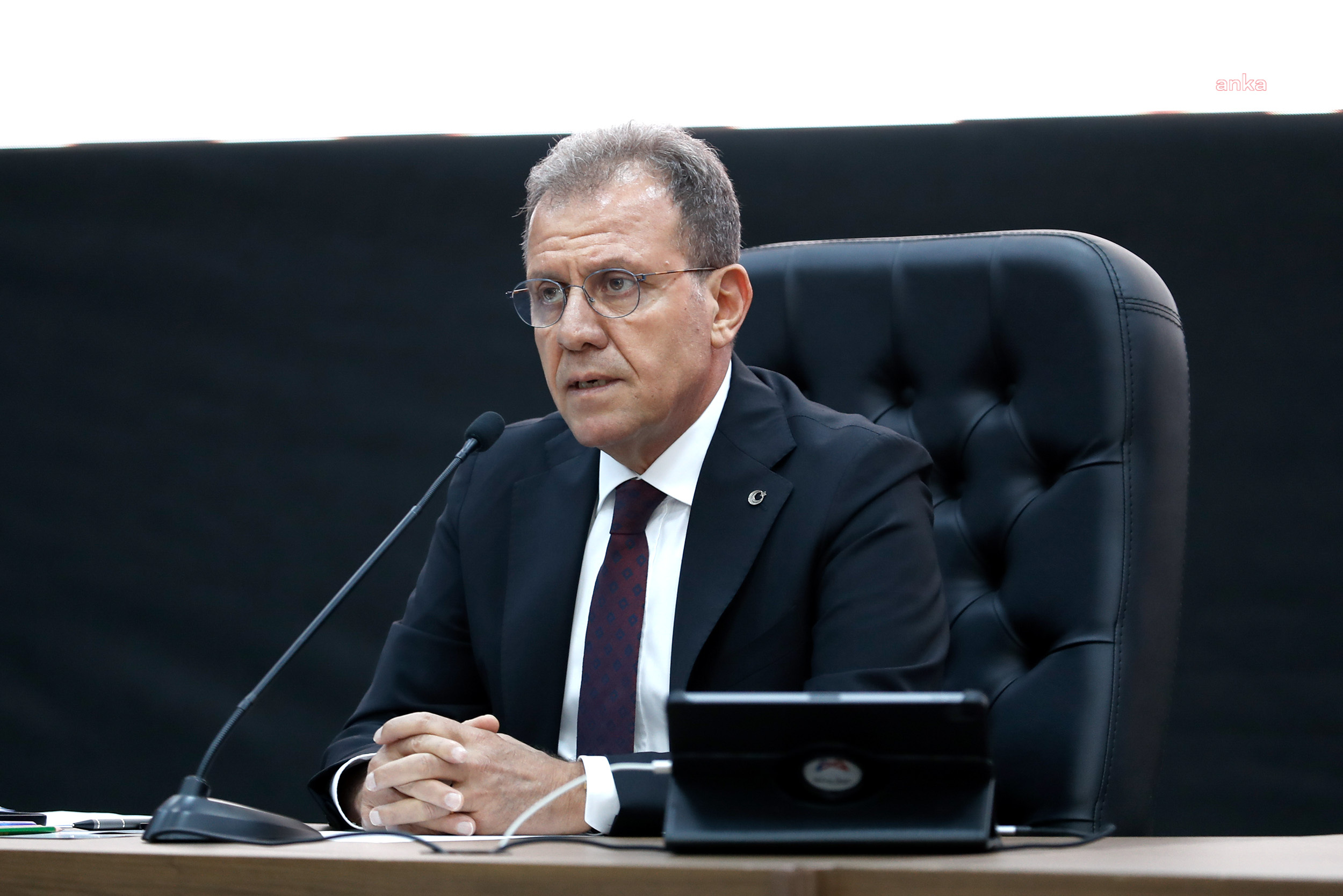 VAHAP SEÇER'DEN ANAMUR’DAKİ FIRTINADAN ZARAR GÖREN ÜRETİCİLERE GEÇMİŞ OLSUN