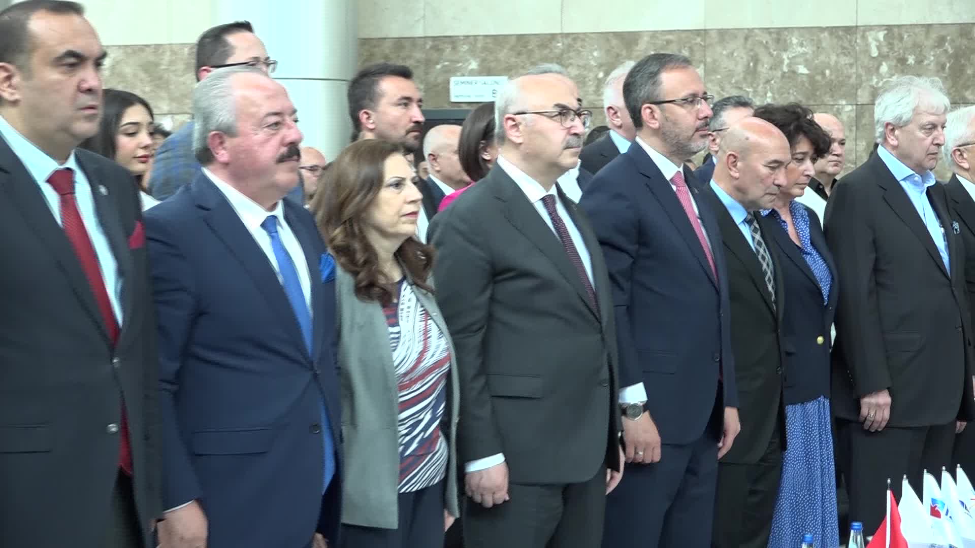 TUNÇ SOYER: İZMİR’DE YAŞAMI BİRLEŞE BİRLEŞE DÖNÜŞTÜRÜYORUZ