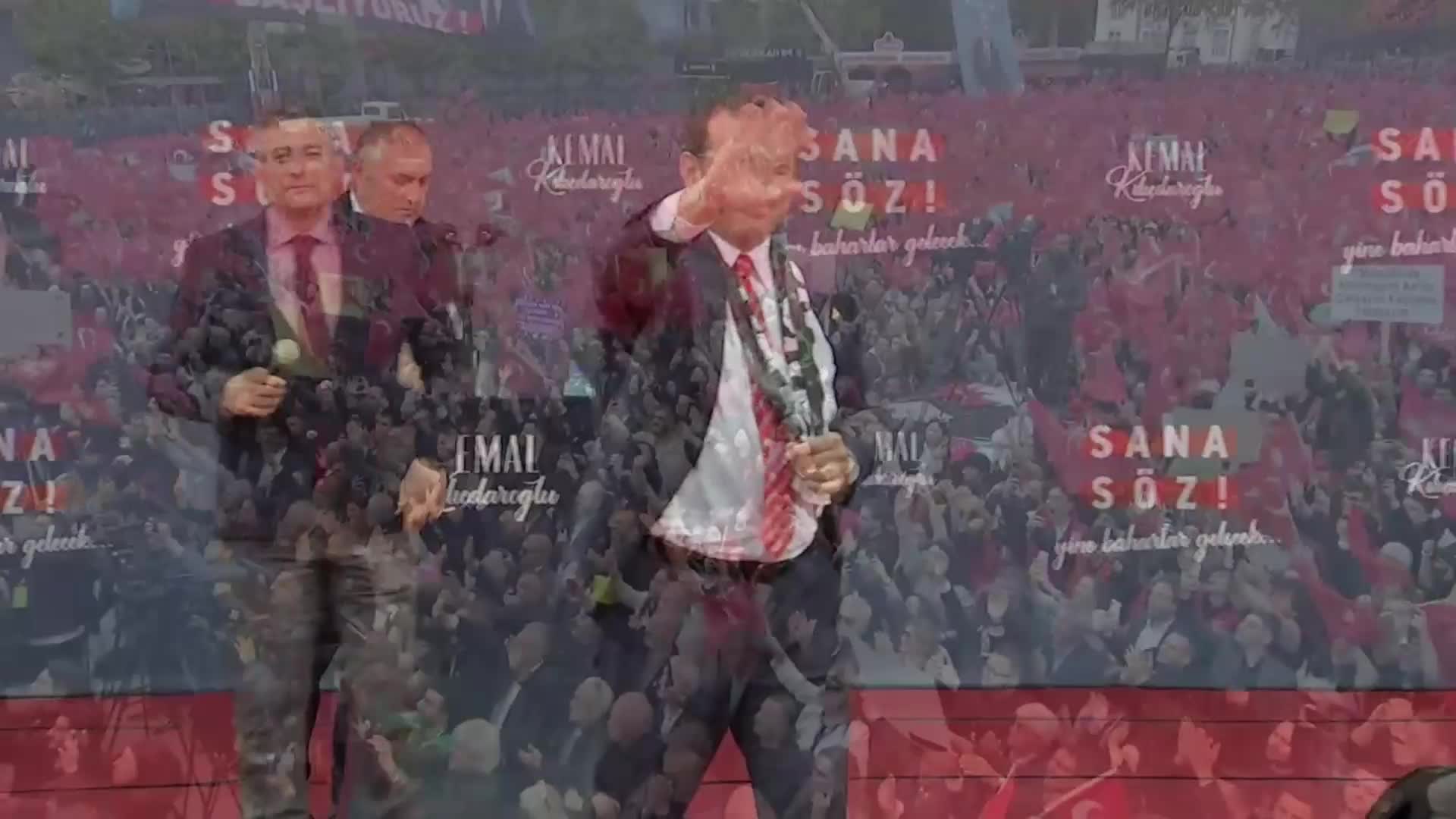 İMAMOĞLU SAKARYA’DA: "HER GÜN PANDORA’NIN KUTUSUNDAN BİR ŞEY ÇIKIYOR. DUYDUĞUMUZ ŞEYLERDEN BİZ UTANIYORUZ BAŞIMIZ ÖNE EĞİLİYOR. MİLLETİMİZ BUNU HAK ETMİYOR"