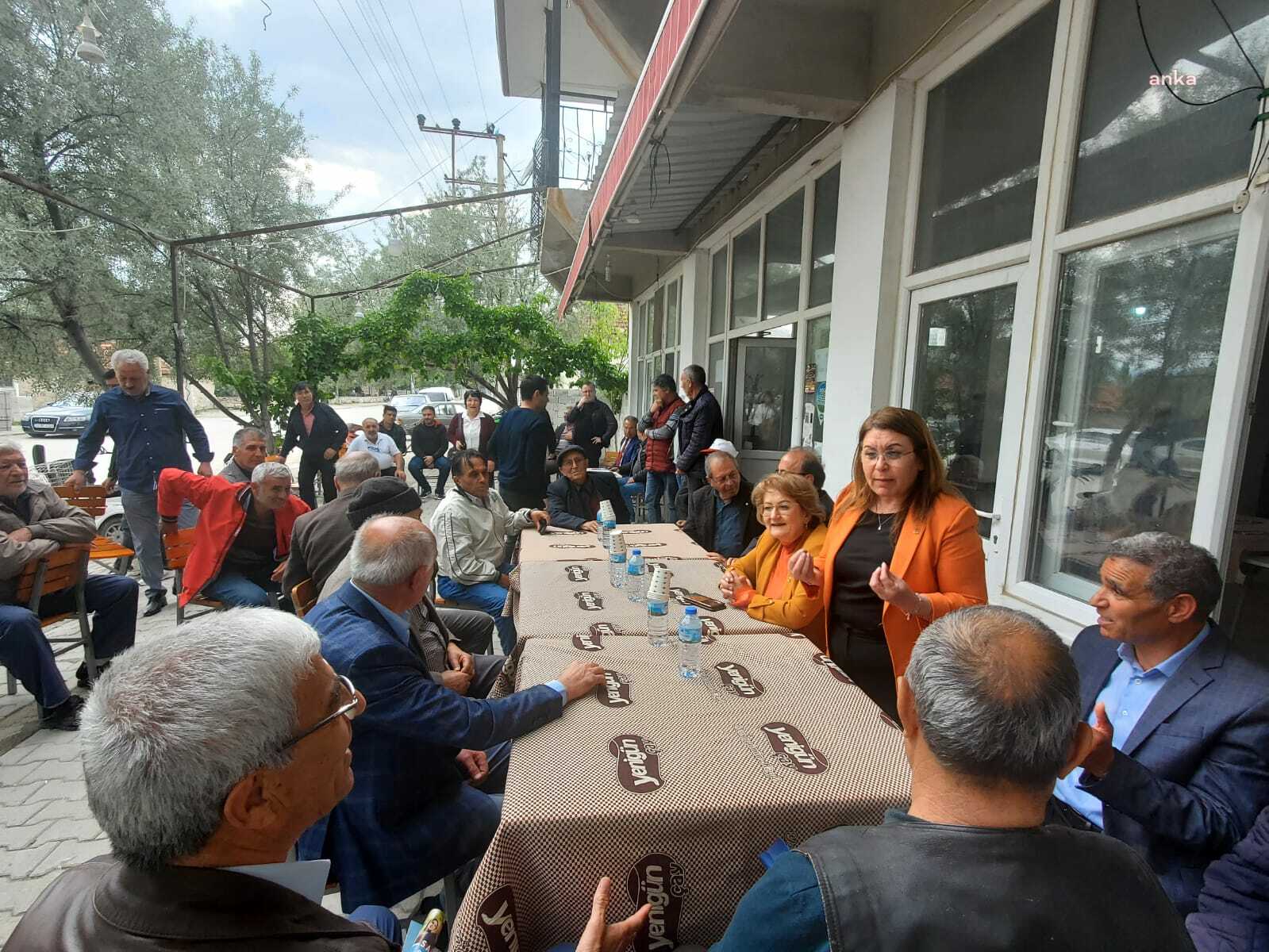 GÜLİZAR BİÇER KARACA: "AKP, MİLLETİ AÇLIKLA,YOKSULLUKLA, İŞSİZLİKLE BAŞ BAŞA BIRAKTI"