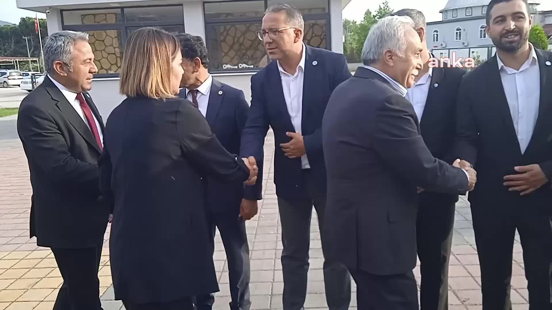 İYİ PARTİ ANKARA MİLLETVEKİLİ ADAYI FAKIBABA: "DEPREMDE URFA'DA 180 CİVARINDA KAYBIMIZ OLMUŞTU. ŞUNU GÖRDÜM; ORGANİZASYON YOK, PLAN YOK"