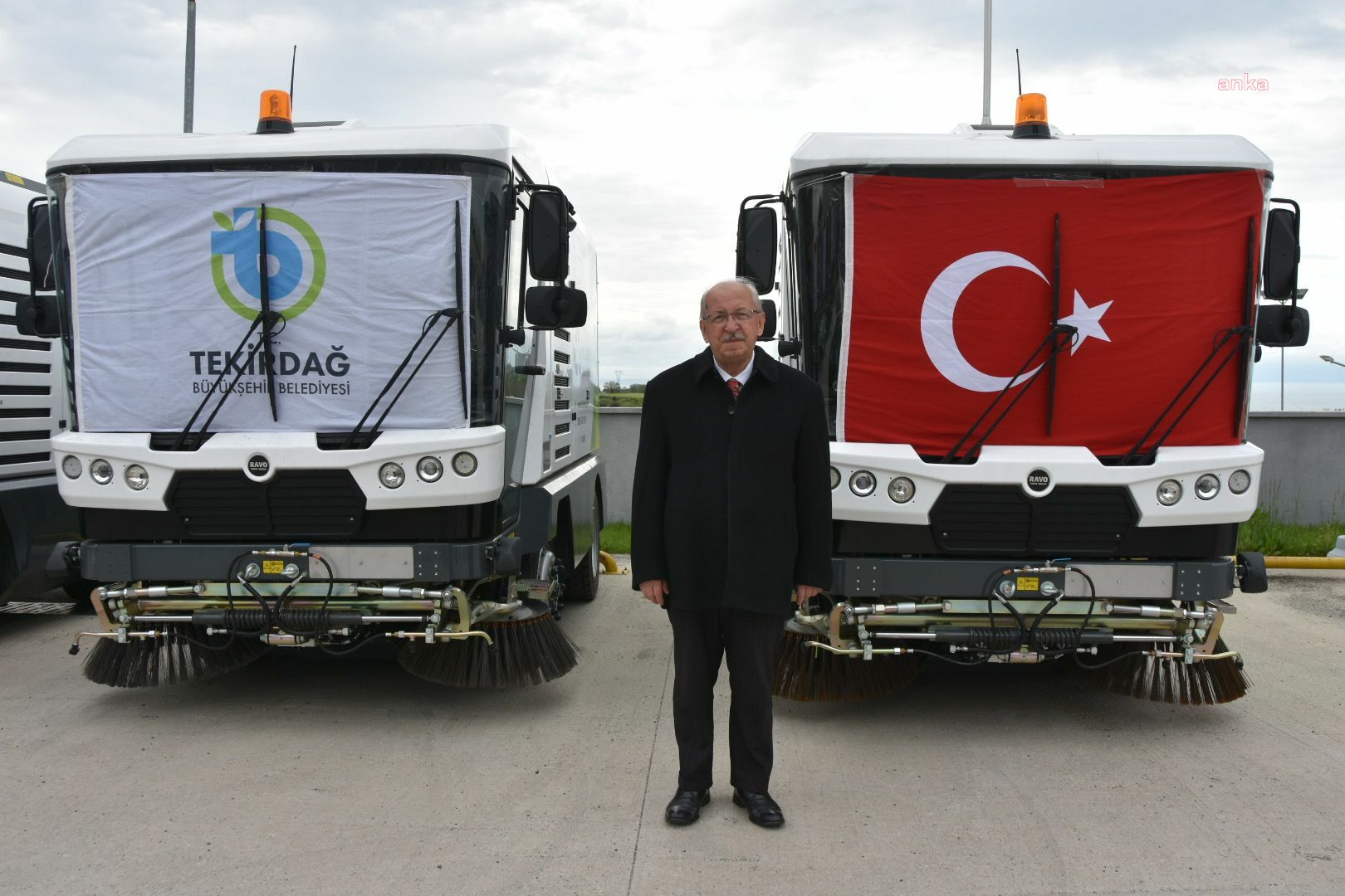 TEKİRDAĞ BÜYÜKŞEHİR, TEMİZLİK ARAÇLARININ SAYISINI ARTIRMAYA DEVAM EDİYOR