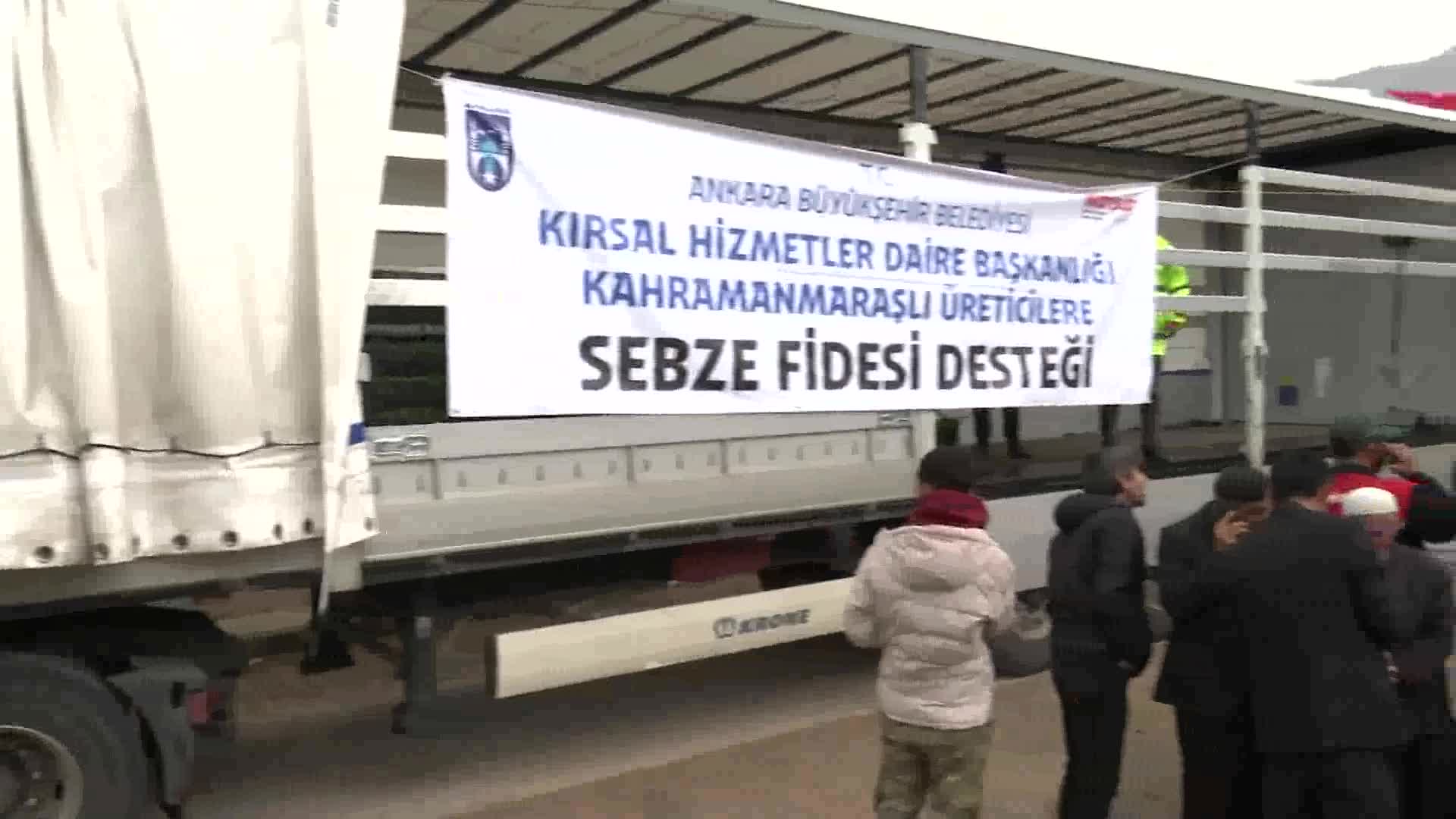ANKARA BÜYÜKŞEHİR BELEDİYESİ, KAHRAMANMARAŞ’TA ÜRETİCİLERE 2 MİLYON FİDE DAĞITTI