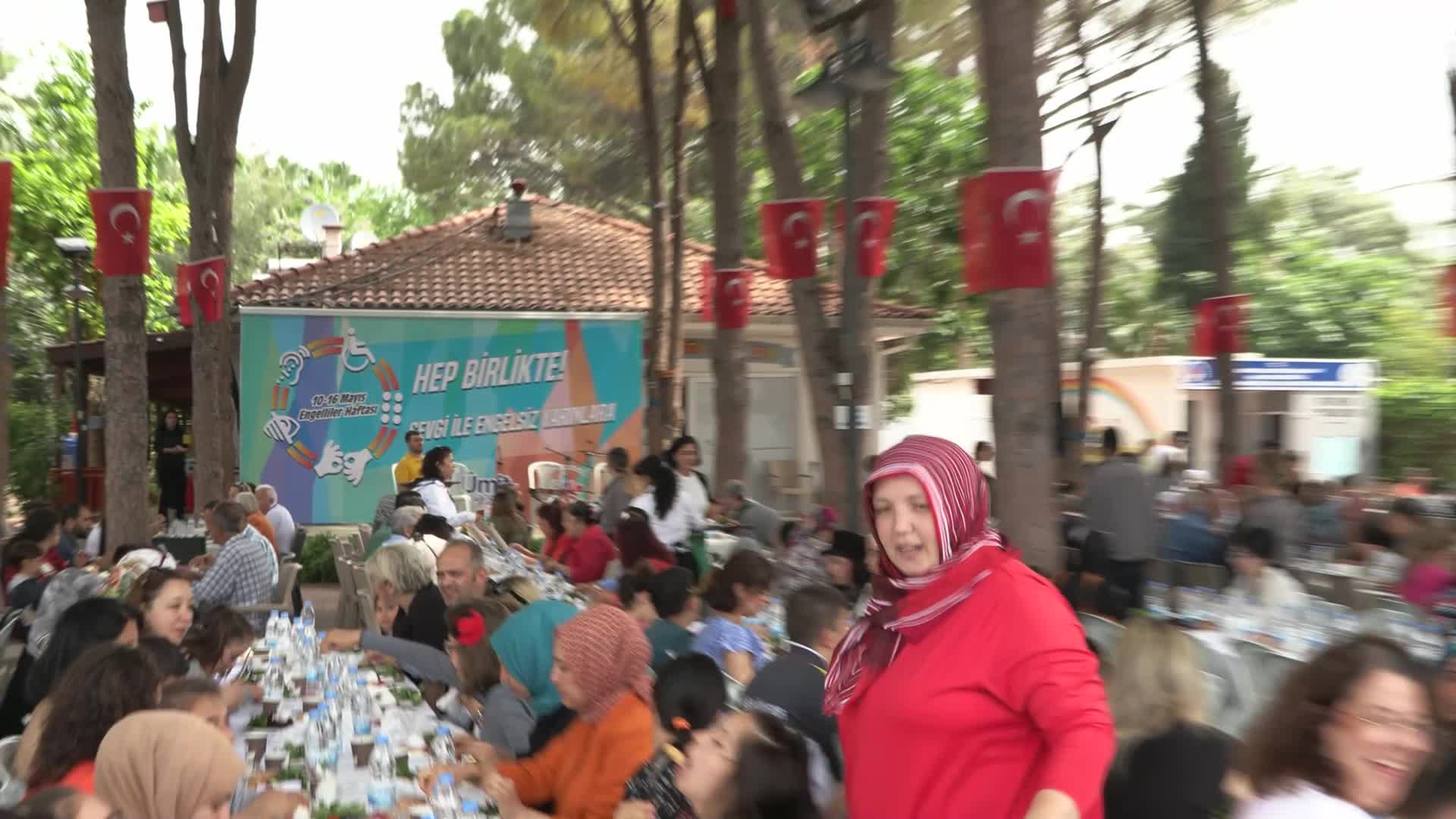 MURATPAŞA BELEDİYE BAŞKANI UYSAL: "TÜRKİYE CUMHURİYETİ SINIRLARINDA BİR MEDENİYET TESİS EDECEKSEK ÖNCELİKLE DAYANIŞMAYA İHTİYACI OLAN İNSANLARIMIZI DİKKATE ALMAMIZ GEREKİYOR"