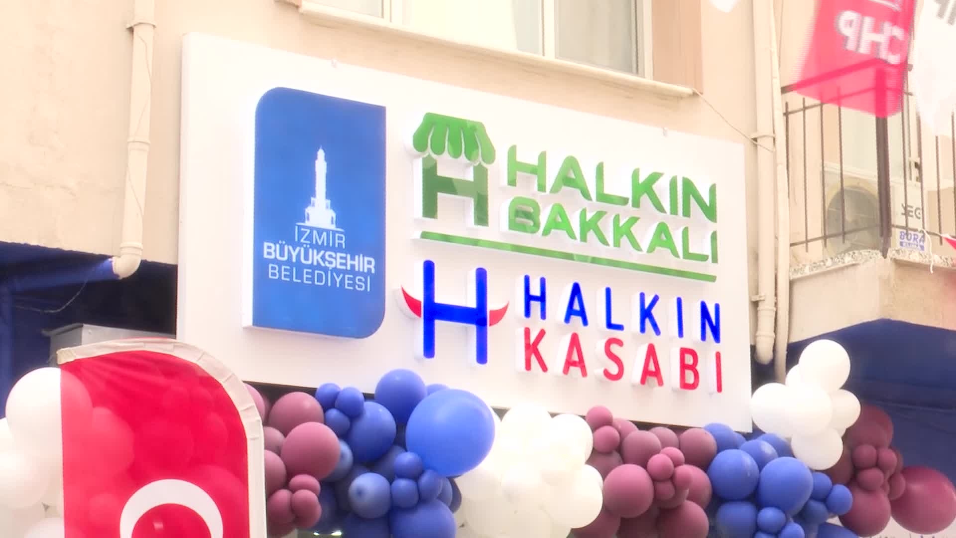 İZMİR’DE HALKIN KASABI 11 ŞUBEYE ULAŞTI