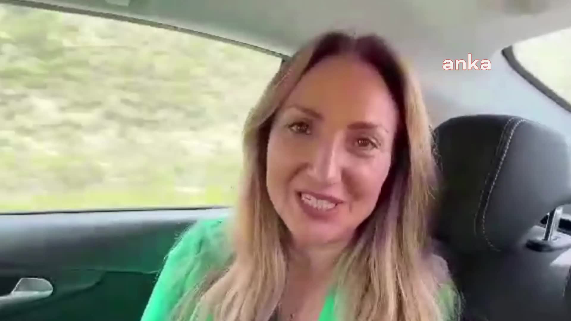 AYLİN NAZLIAKA, DOMANİÇ’İN MURATLI KÖYÜNÜ ZİYARET ETTİ: “21. YÜZYILDA OLUNMASINA RAĞMEN, YAĞMUR YAĞDIĞI ZAMAN HÂLÂ ÇAMUR GİBİ BİR SU İÇMEK ZORUNDA KALIYORLAR”