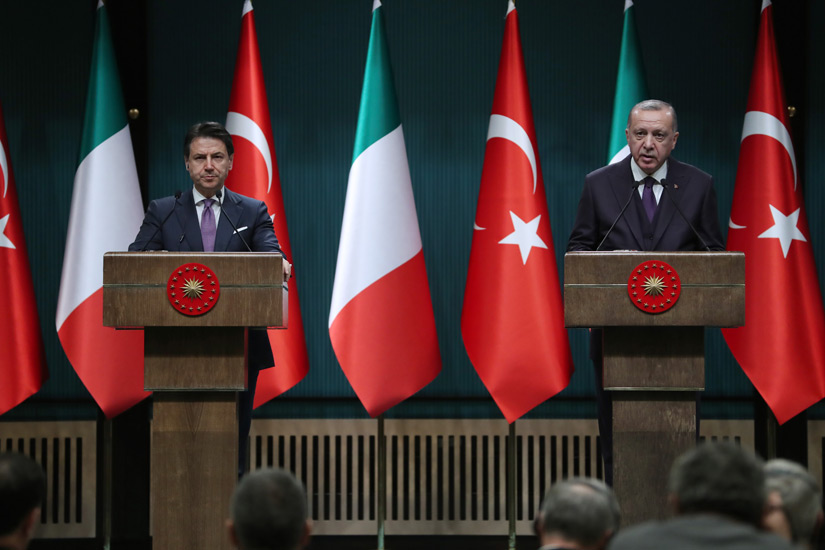 CUMHURBAŞKANI ERDOĞAN, CONTE İLE GÖRÜŞTÜ