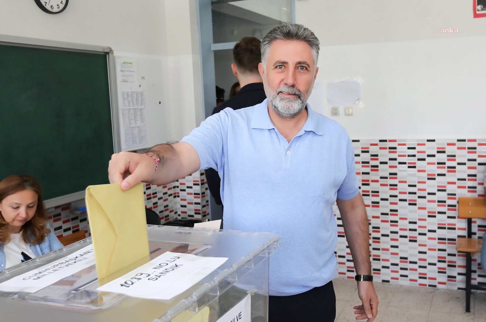 BAYRAKLI BELEDİYE BAŞKANI SANDAL, OYUNU KULLANDI: “HALKIN İKTİDARINDA BULUŞALIM”