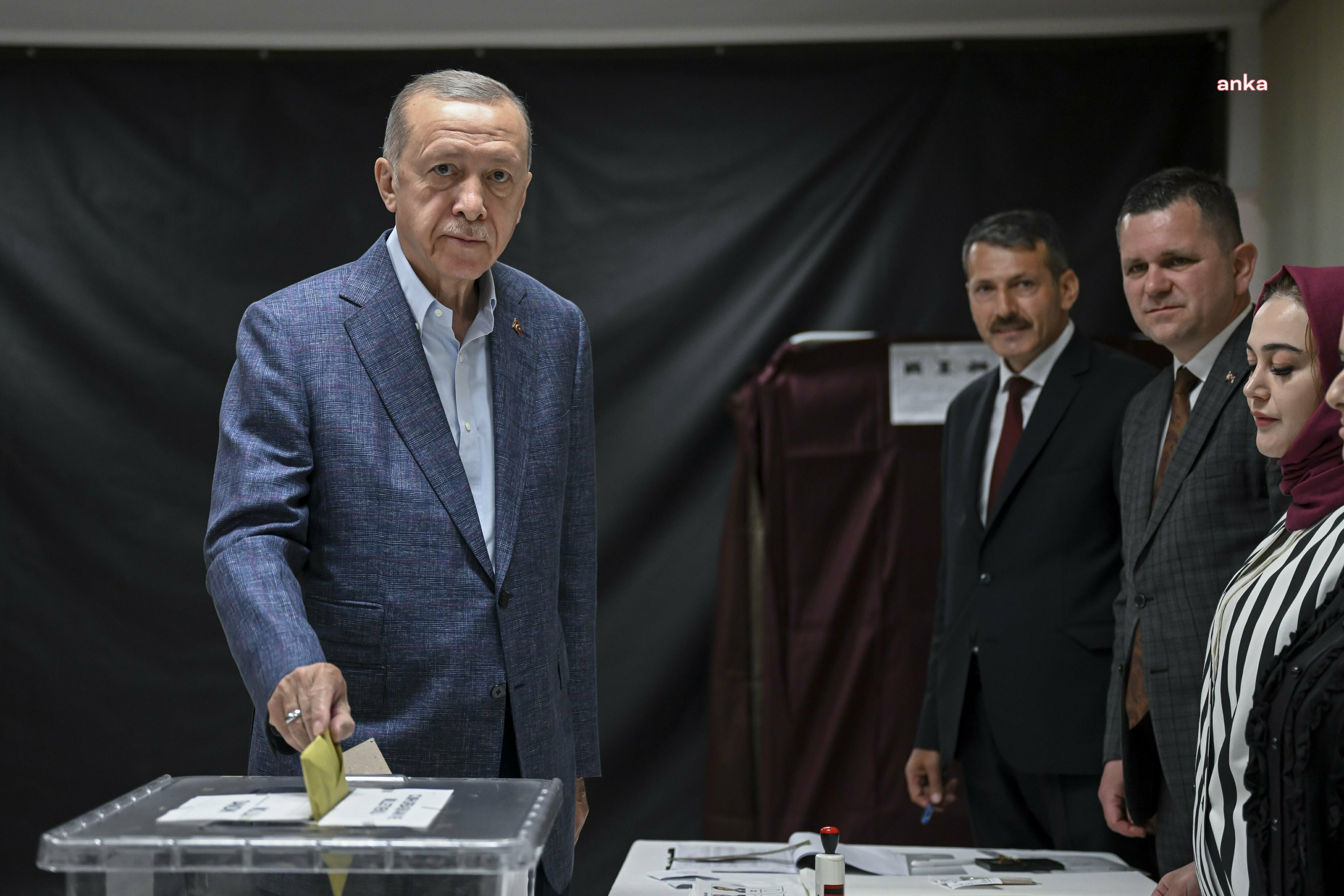 ERDOĞAN'A, OY KULLANDIĞI SANDIKTAN 212 OY ÇIKTI