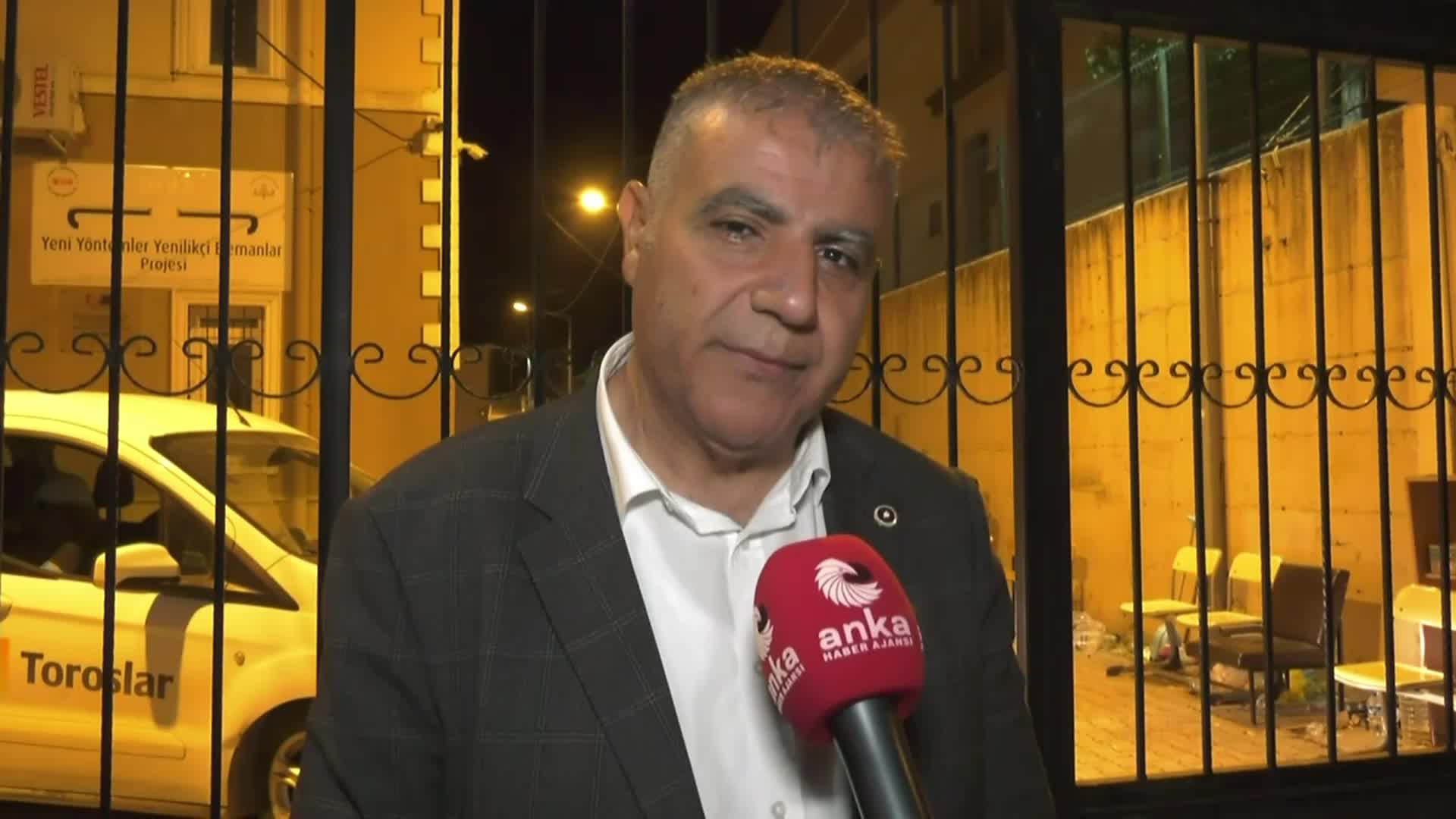 MEHMET GÜZELMANSUR: “HATAY’DA ŞU AN İTİBARIYLA SANDIKLARIN YÜZDE 80’İ AÇILDI. CUMHURBAŞKANI ADAYIMIZ KEMAL KILIÇDAROĞLU, HATAY’DA AÇIK ARA ÖNDE”