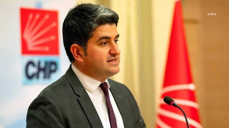 ONURSAL ADIGÜZEL: CHP’NİN TÜM KADROLARI HIZLI BİR ŞEKİLDE SONUÇLARI ALARAK GENEL MERKEZİMİZE ULAŞTIRMIŞ, AKP GENEL BAŞKANI’NIN ‘SEÇİMİ KAZINDIK’ DEME HEVESİNİ KURSAĞINDA BIRAKARAK, SEÇİMLERİN İKİNCİ TURA KALMASI ADINA TARİHİ BİR ROL OYNAMIŞTIR