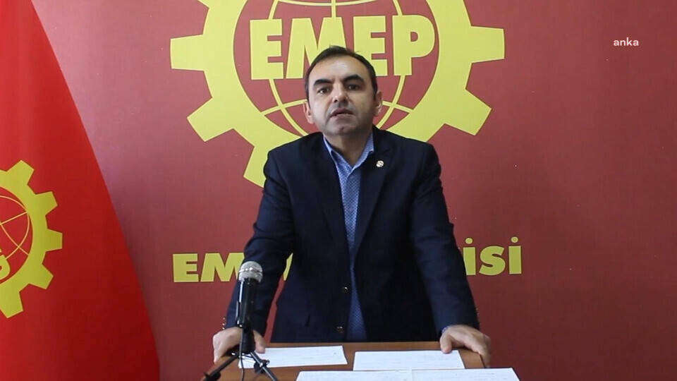 EMEK PARTİSİ GENEL BAŞKANI ERCÜMENT AKDENİZ PARTİSİNDEN İSTİFA ETTİ