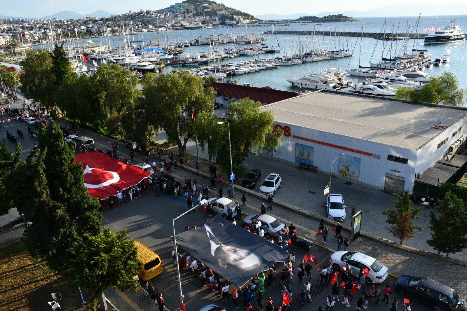 KUŞADASI’NDA 19 MAYIS, COŞKUYLA KUTLANACAK