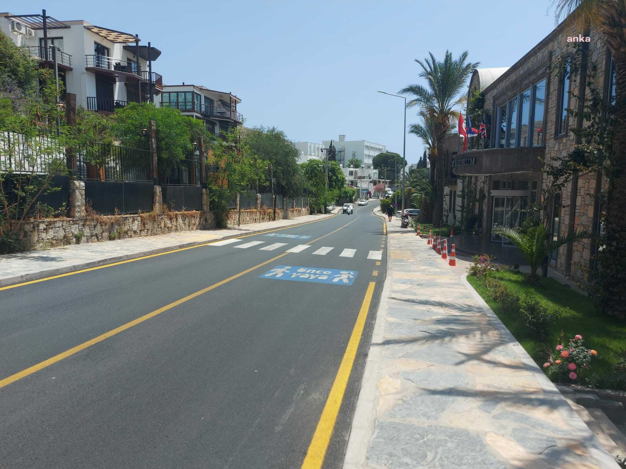MUĞLA BÜYÜKŞEHİR, BODRUM'UN BAZI CADDELERİNDE ASFALT ÇALIŞMALARINI TAMAMLADI