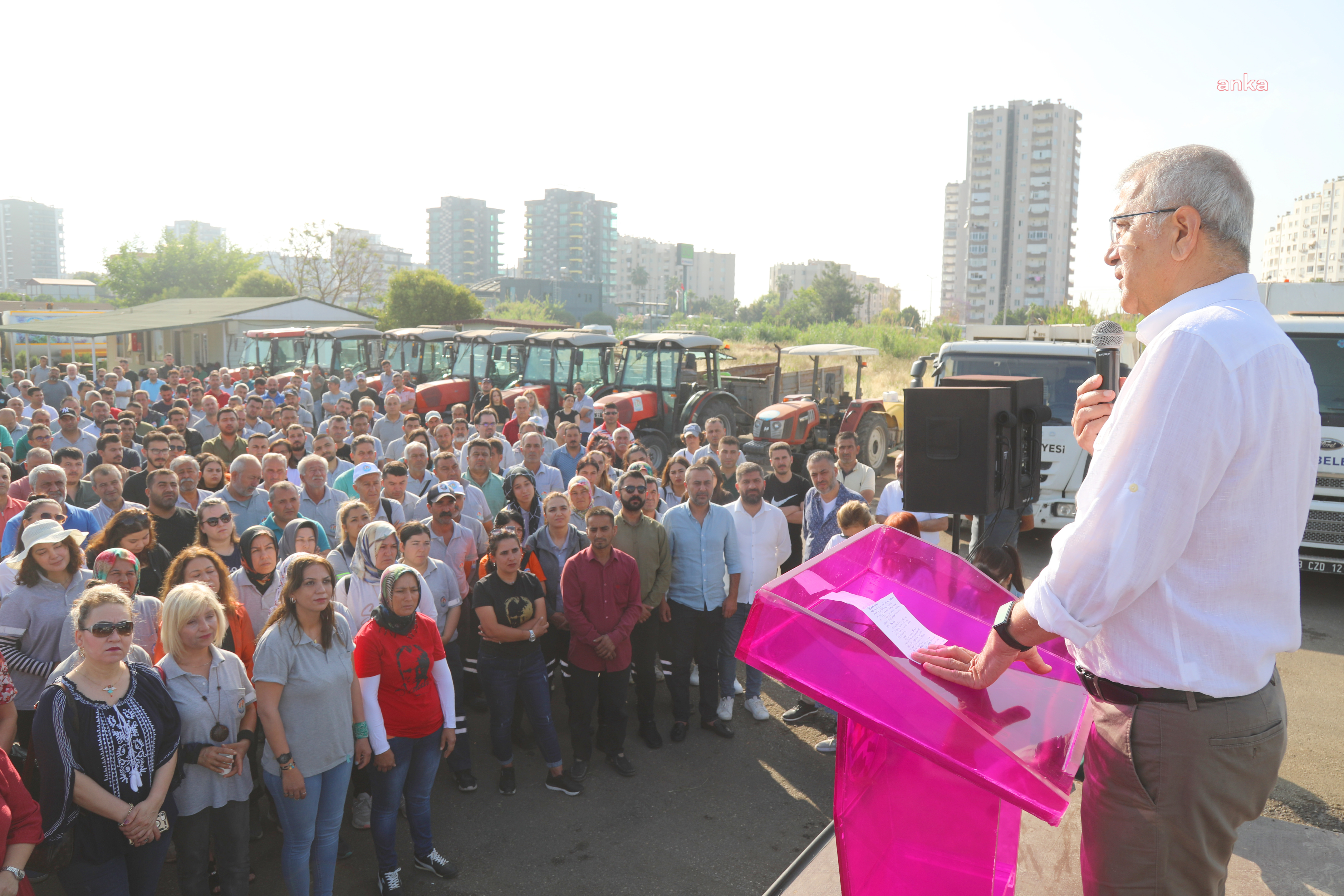 MEZİTLİ BELEDİYE BAŞKANI TARHAN’DAN PERSONELE MOTİVASYON BULUŞMASI