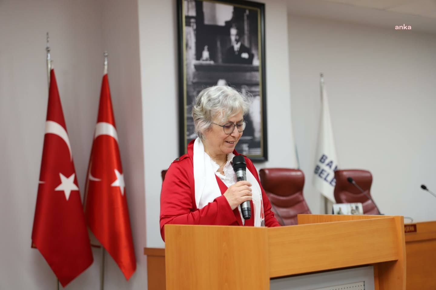 BANDIRMA'DA 'MUTLU KADIN, MUTLU TOPLUM' KOMPOZİSYON YARIŞMASINDA ÖDÜLLER SAHİBİNİ BULDU