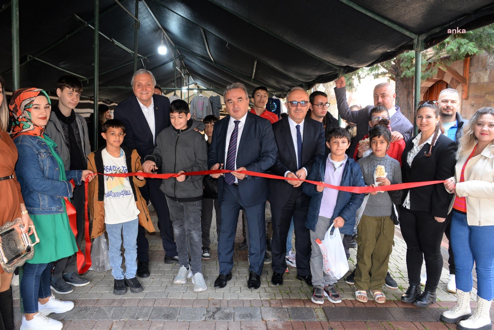 BOZÜYÜK'TE ENGELLİLER HAFTASI DOLAYISIYLA KERMES DÜZENLENDİ