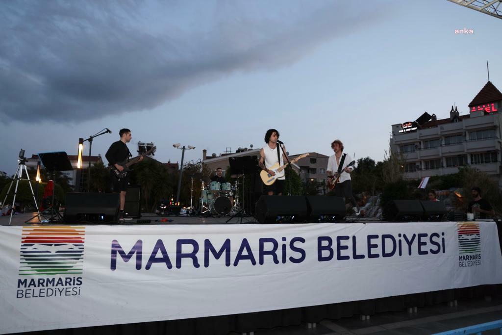 MARMARİS BELEDİYESİ’NİN GENÇLİK BAYRAMINDA SAHNEDE STOAH VARDI