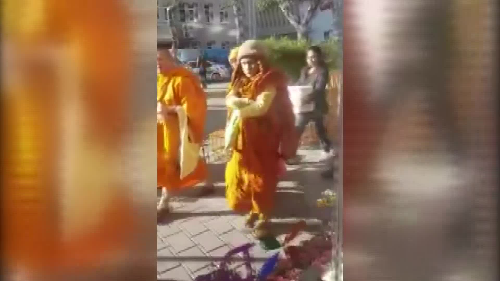 TAYLANDLI RAHİPLER SİVAS VE ÇANAKKALE'DE KORKUYA NEDEN OLDU