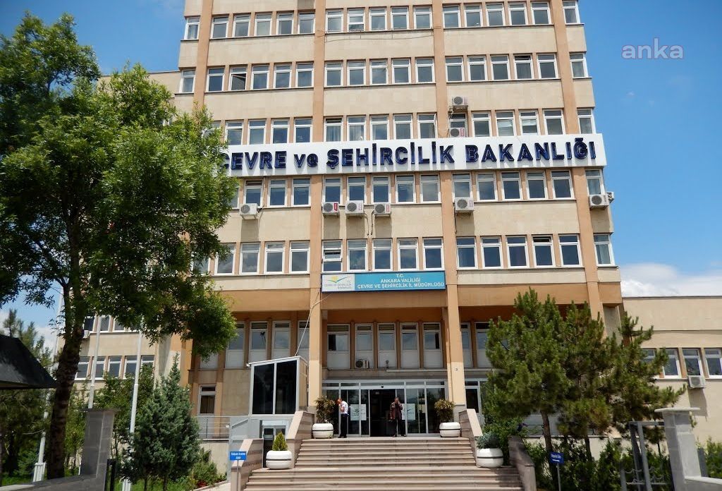 YARGI TOGO KULELERİ’NİN YANINDAKİ ALANIN ‘RANTA AÇILMASINA DUR’ DEDİ