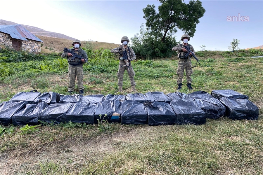 SINIRDA SİGARA VE ESRAR OPERASYONU