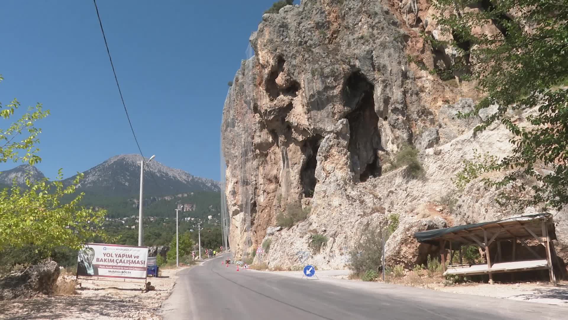 GEYİKBAYIRI’NDAKİ KAYALIK ALANA TEL AĞ GERİLİYOR