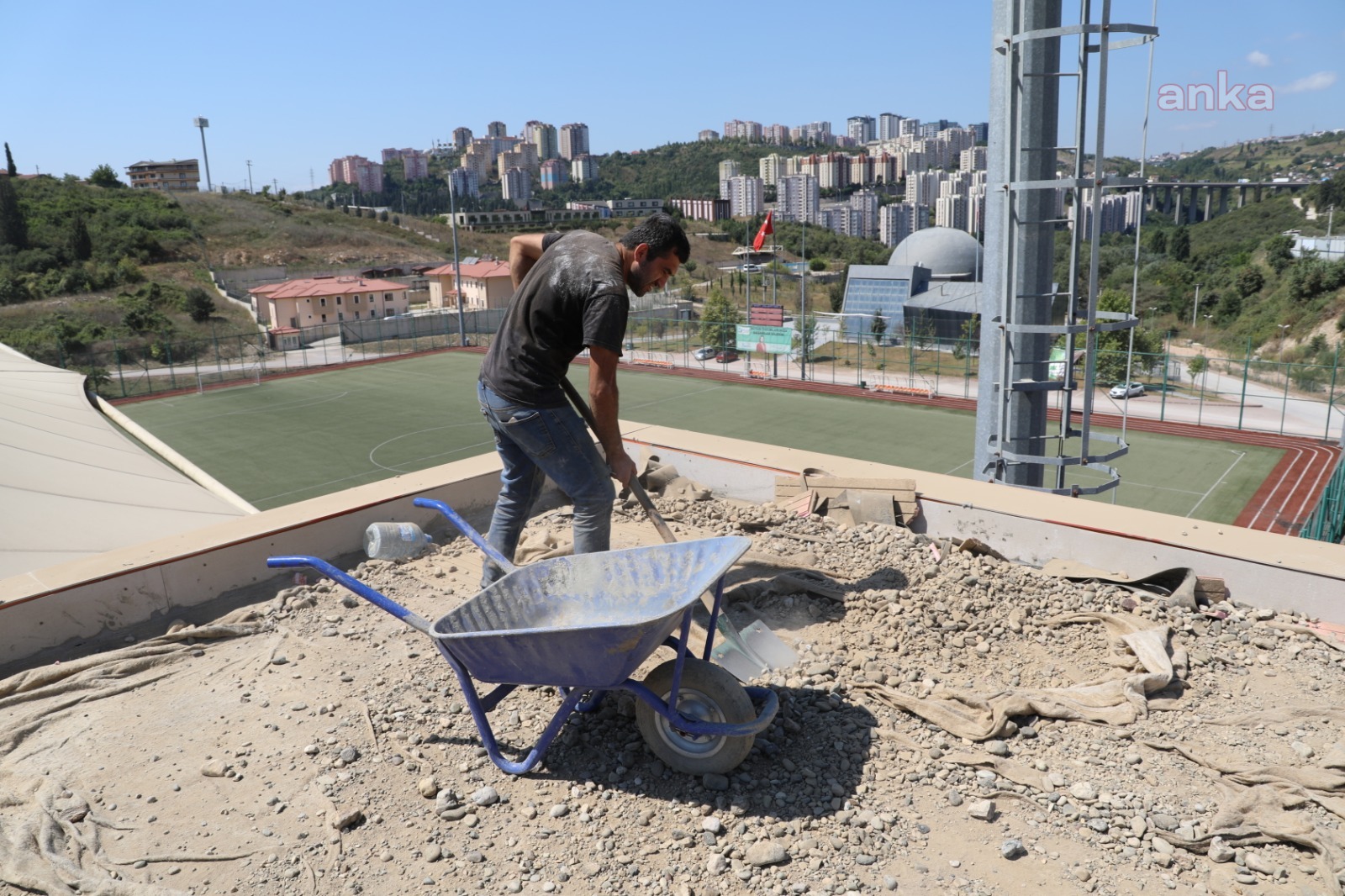CEPHANELİK SPOR TESİSLERİ’NDE KAPSAMLI BAKIM ÇALIŞMASI BAŞLATILDI