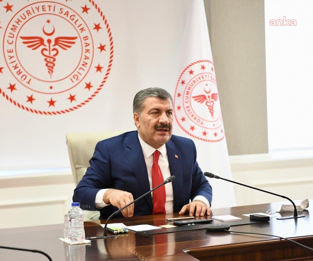 BAKAN KOCA:  TARİHTE SON BULMAMIŞ HASTALIK YOKTUR