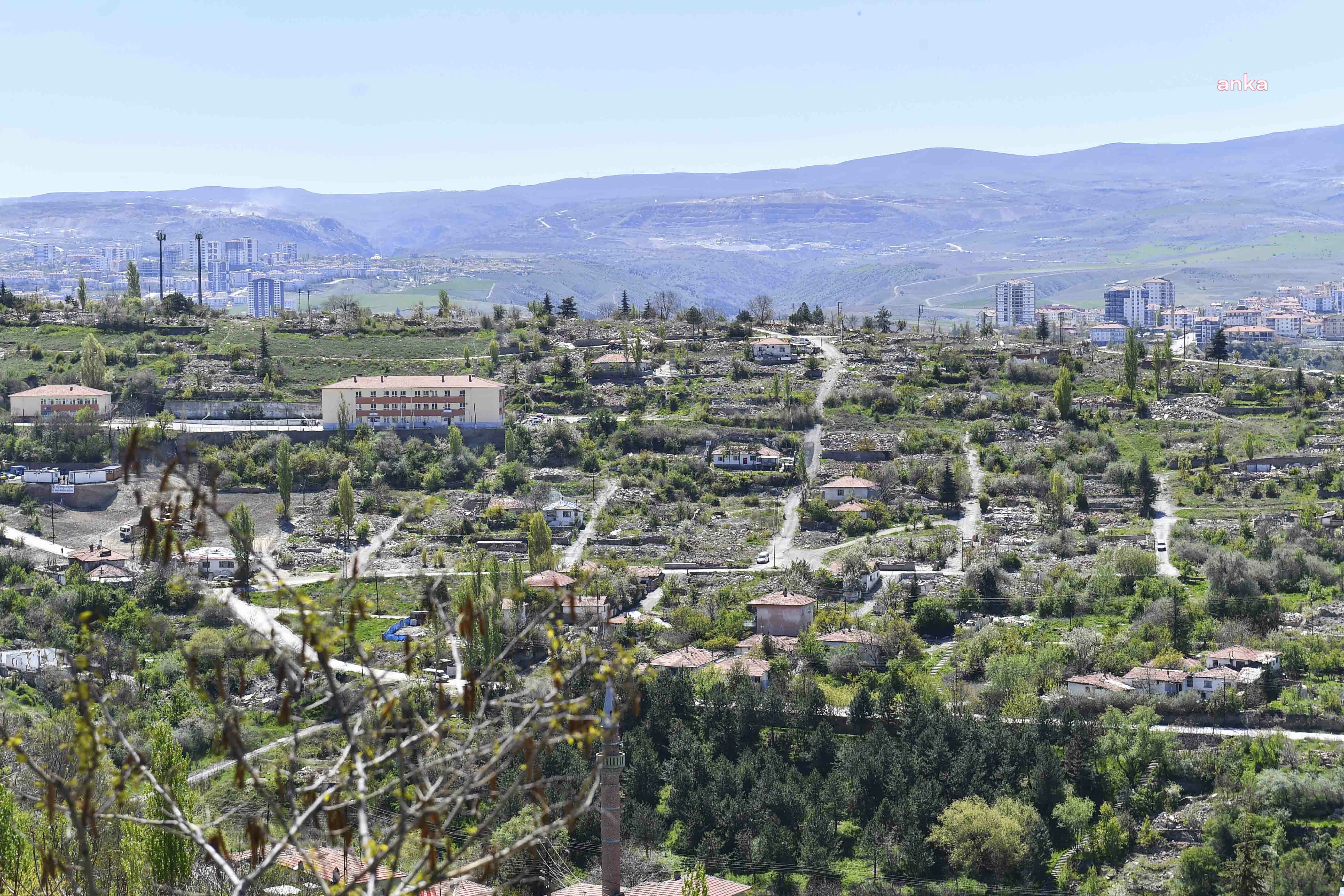 ANKARA BÜYÜKŞEHİR BELEDİYESİ’NDEN KENTSEL DÖNÜŞÜM ALANLARINDA HAFRİYAT TEMİZLİĞİ