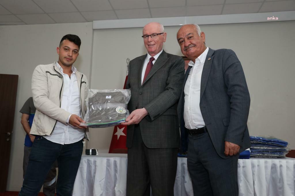 ALPU BELEDİYESİ PERSONELİNİN İŞ KIYAFETLERİ, ODUNPAZARI BELEDİYESİ TEKSTİL ATÖLYESİ’NDEN