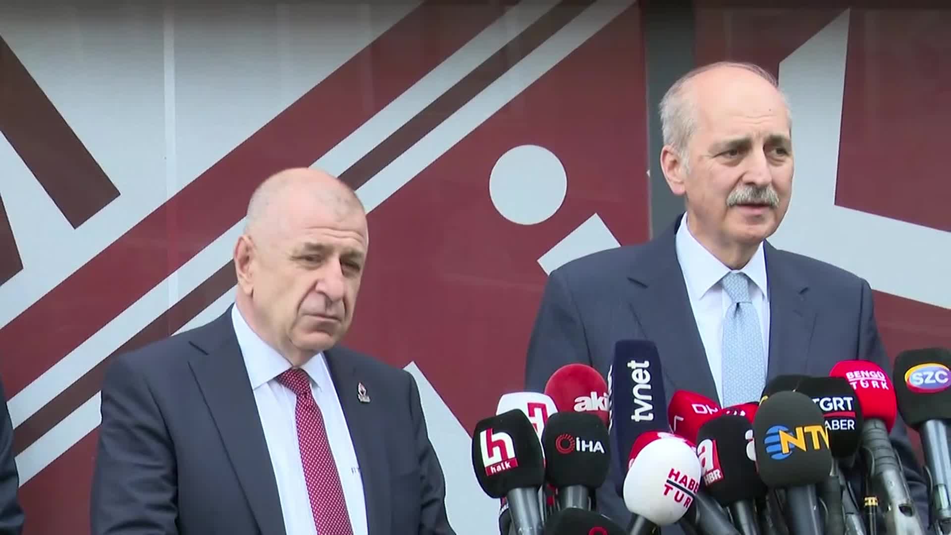 NUMAN KURTULMUŞ, ÜMİT ÖZDAĞ İLE GÖRÜŞTÜ… ÖZDAĞ: “ARAMIZDA BELİRLİ FARKLILIKLAR OLDUĞU AÇIKTIR. AMA FAYDALI BİR GÖRÜŞME OLDU”