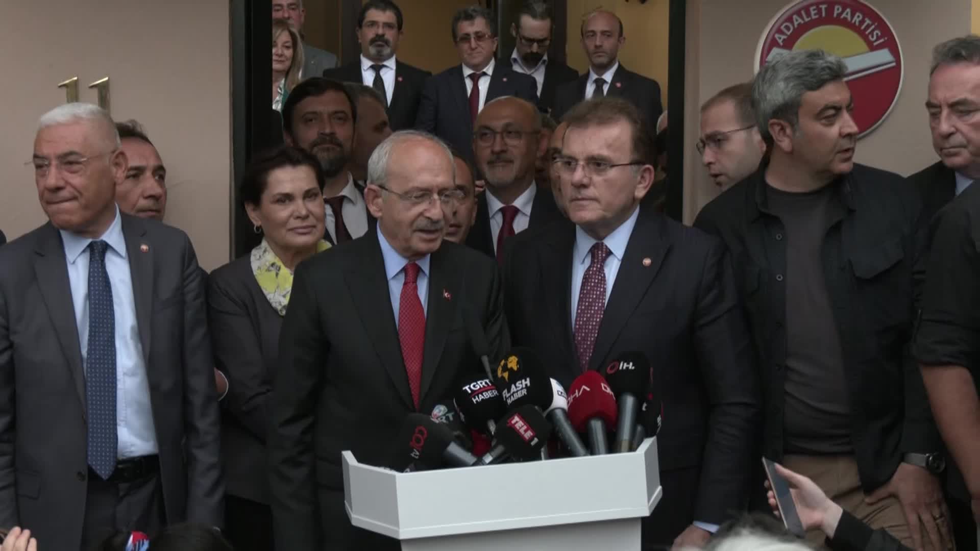 ADALET PARTİSİ KILIÇDAROĞLU’NU DESTEKLEYECEK... KILIÇDAROĞLU: “28’İNDE BÜTÜN VATANDAŞLARI, VATANSEVERLERİ SANDIĞA DAVET EDİYORUM. GELİN OYLARINIZI KULLANIN VE VATANIN KADERİNİN DEĞİŞTİRELİM”
