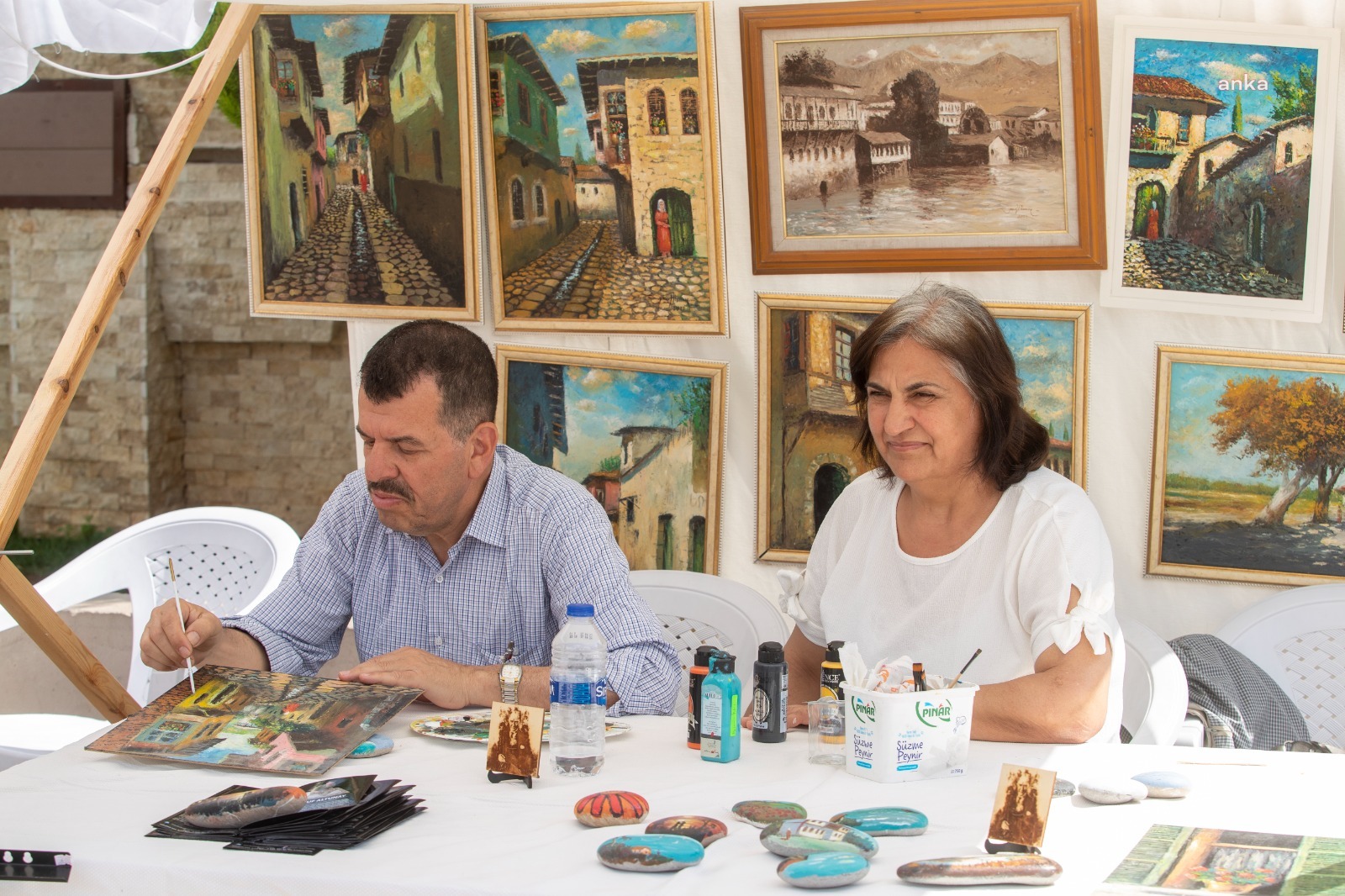 SEYHAN BELEDİYESİ’NDEN HATAYLI ESNAFA DESTEK