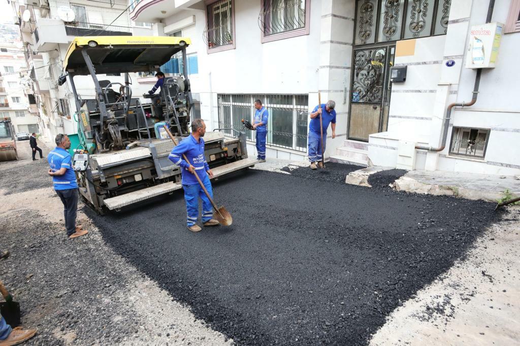 BAYRAKLI BELEDİYESİ, YOL ÇALIŞMALARINI SÜRDÜRÜYOR