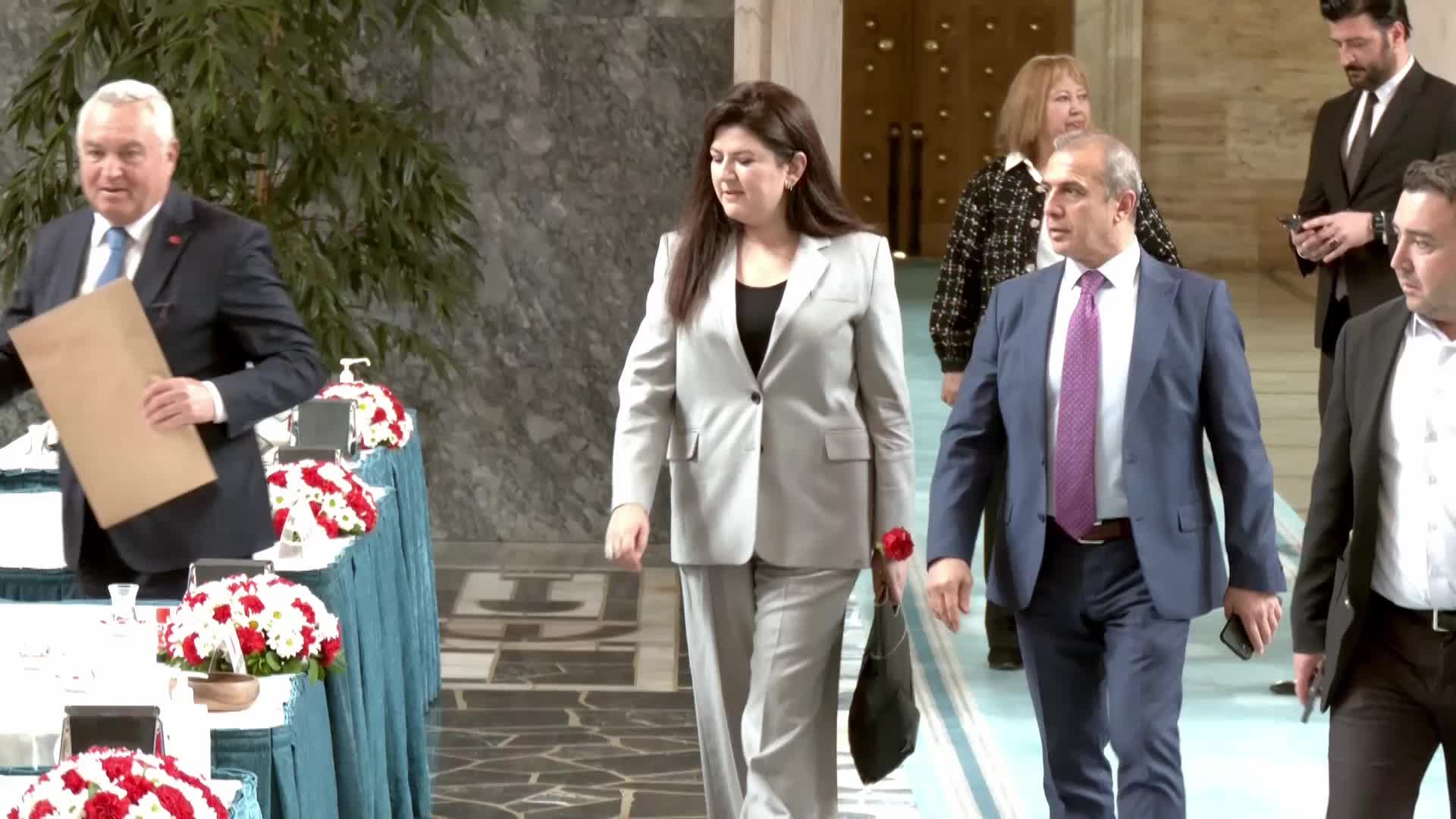 TBMM’DE 28’İNCİ DÖNEM MİLLETVEKİLİ KAYIT İŞLEMLERİ BUGÜN DE DEVAM ETTİ