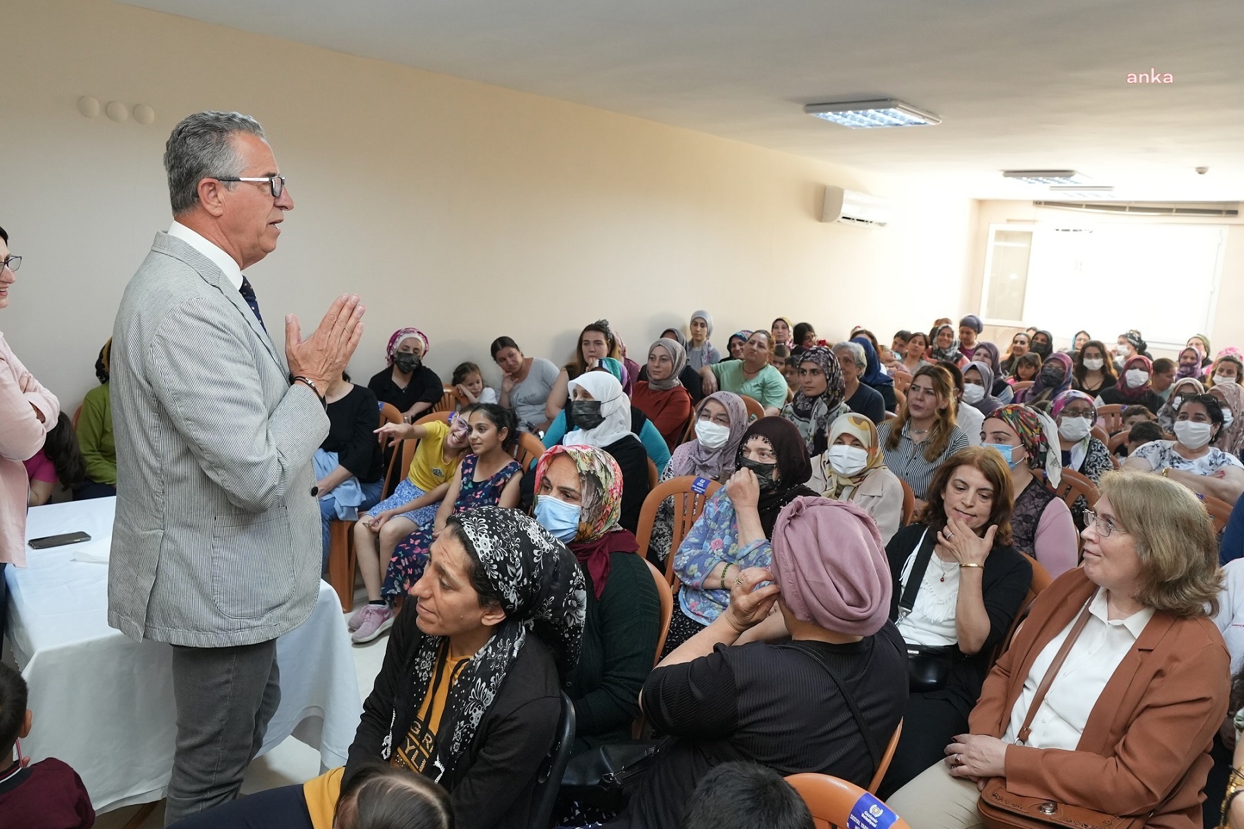 GAZİEMİR BELEDİYE BAŞKANI ARDA, KADIN BULUŞMALARI’NA DEVAM EDİYOR