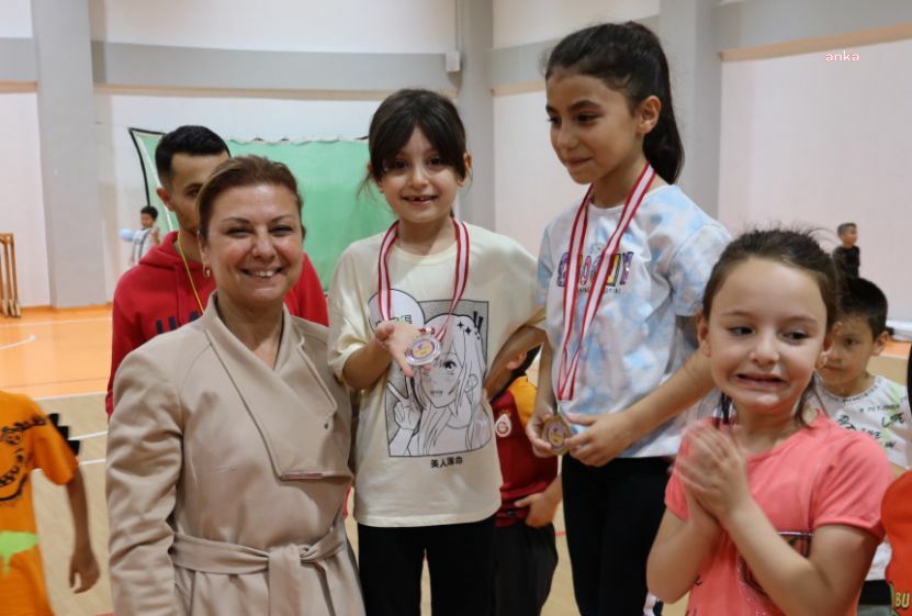 SAFRANBOLU'DA GELENEKSEL TÜRK ÇOCUK OYUNLARI YARIŞMALARI