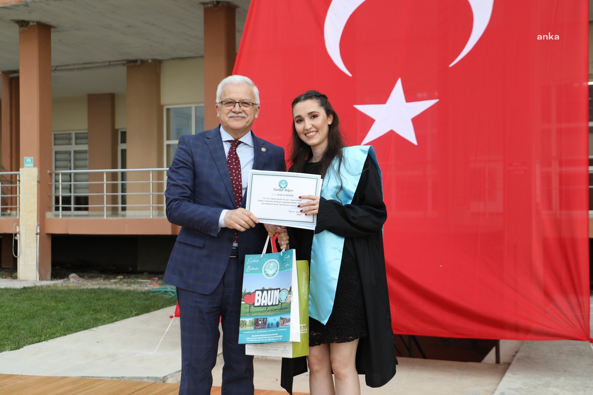 BURHANİYE BELEDİYE BAŞKANI DEVECİLER, BUBFA'NIN MEZUNİYET TÖRENİNE KATILDI