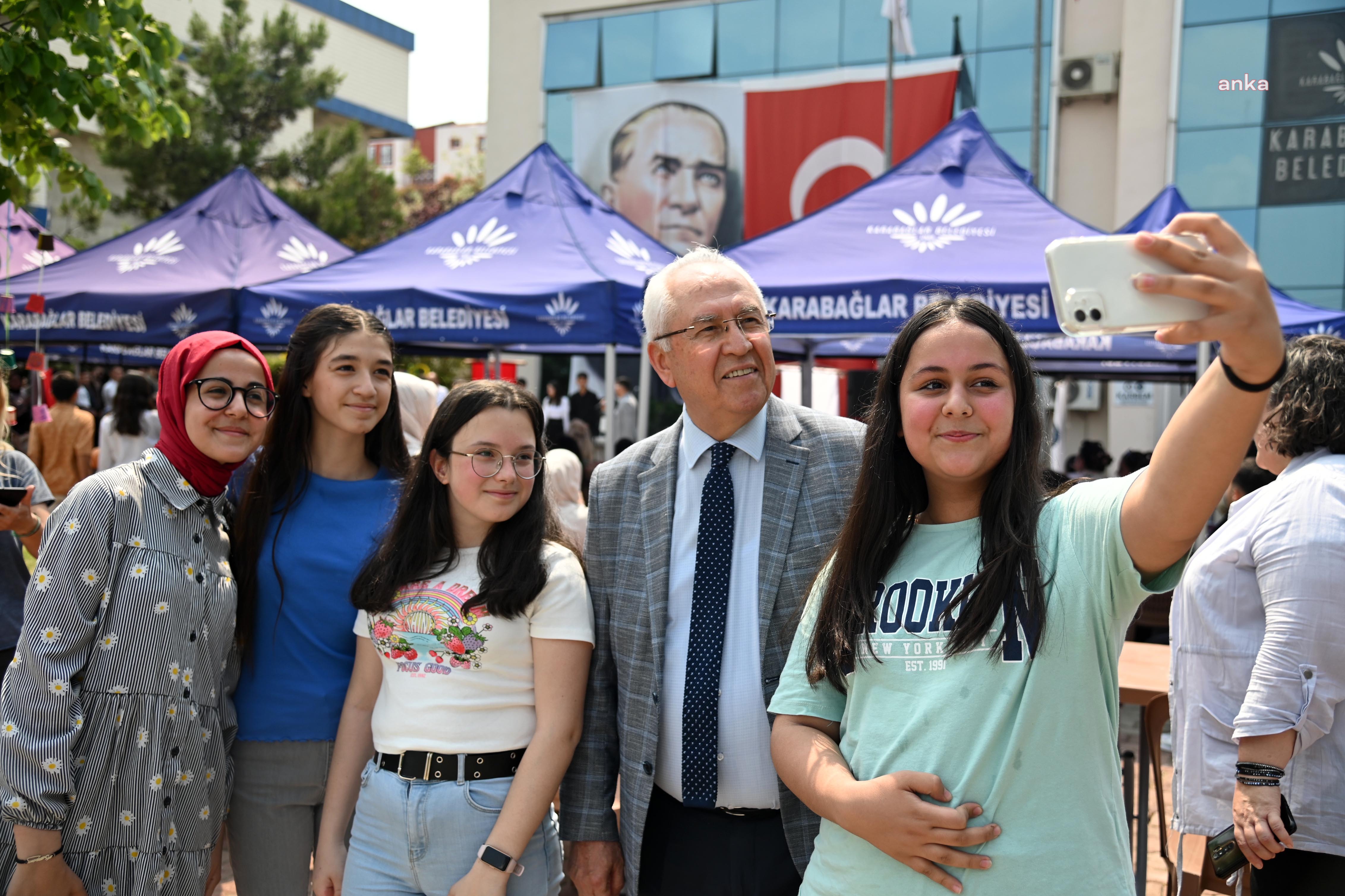 KARABAĞLAR BELEDİYESİ SOSYAL ETKİNLİK MERKEZİ'NDE BAHAR ŞENLİĞİ