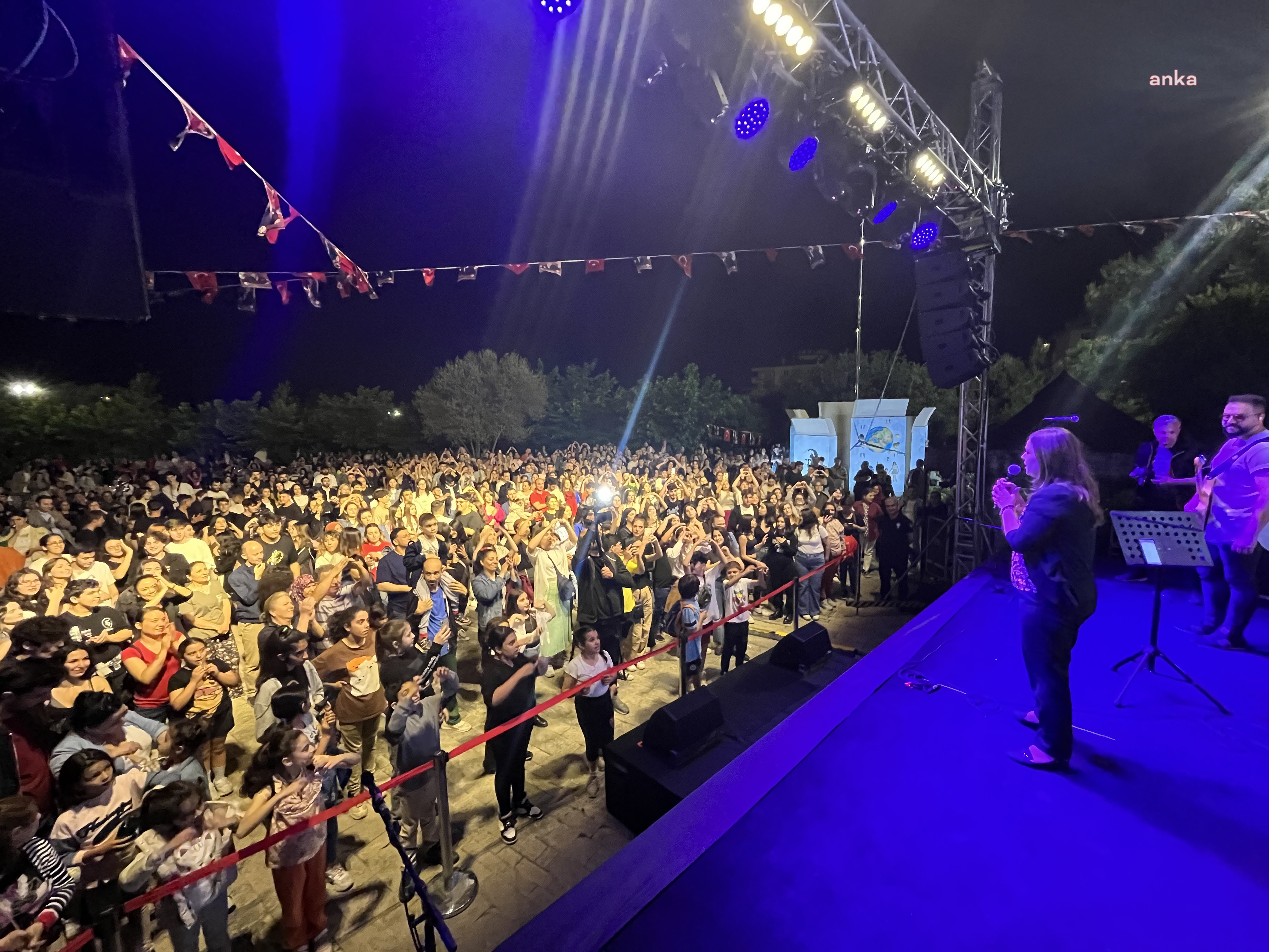 BALÇOVA’DA GENÇLER, NARKOZ İLE COŞTU