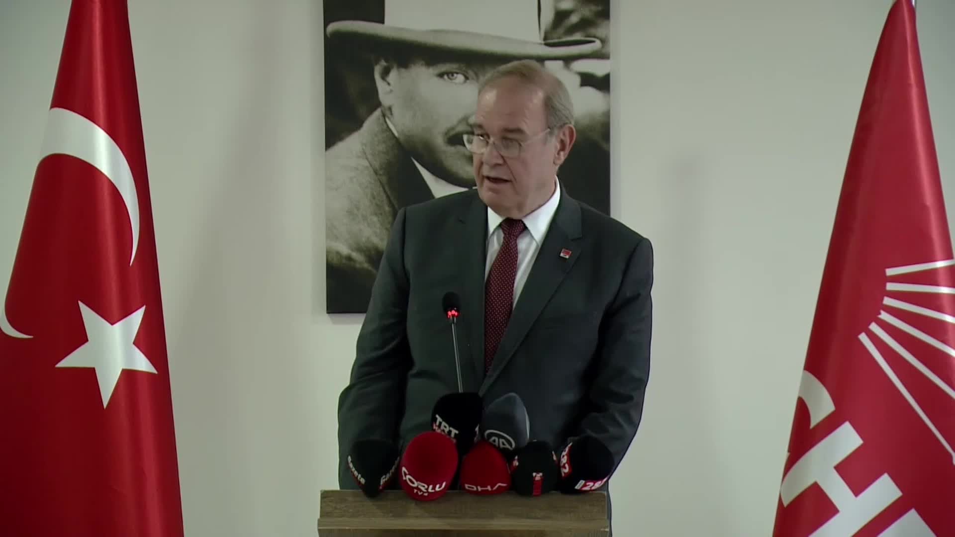 FAİK ÖZTRAK: “ERDOĞAN, MİLLETE İZLETTİKLERİ VİDEOLARIN MONTAJ OLDUĞUNU, MUHALEFETİ KARALAMAK İÇİN MİLLETE YALAN SÖYLEDİKLERİNİ AÇIK AÇIK İTİRAF EDİYOR. BU, APAÇIK SAHTEKARLIKTIR"