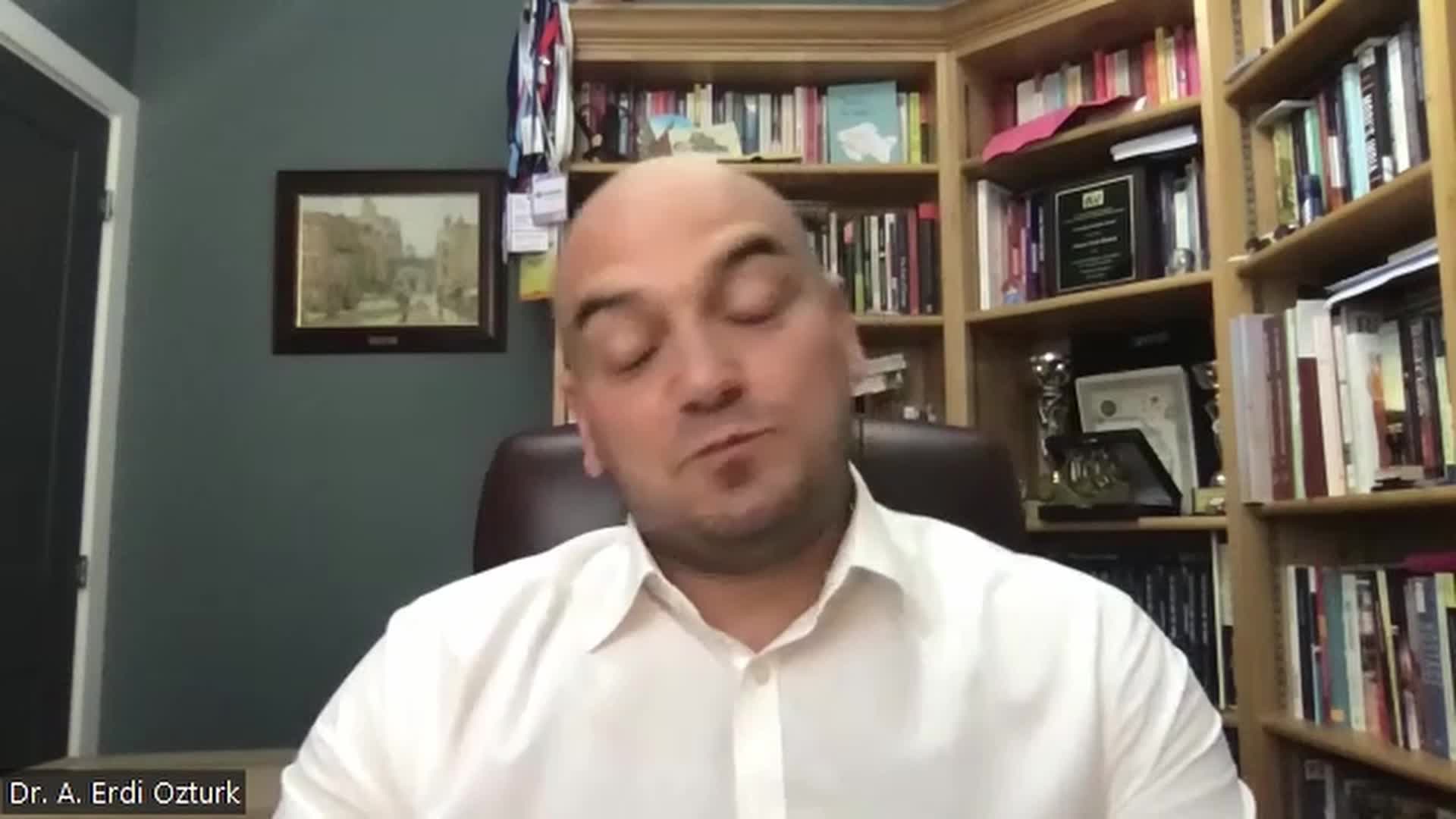 ‘KEMAL KILIÇDAROĞLU-THE NEW ARCHITECT OF TURKISH POLITICS’ KİTABI ÇIKTI… DOÇ. DR. ÖZTÜRK: “BENİ ETKİLEYEN ŞEYLERİN BAŞINDA, KEMAL BEY’İN KENDİNE OLAN GÜVENİ GELDİ”