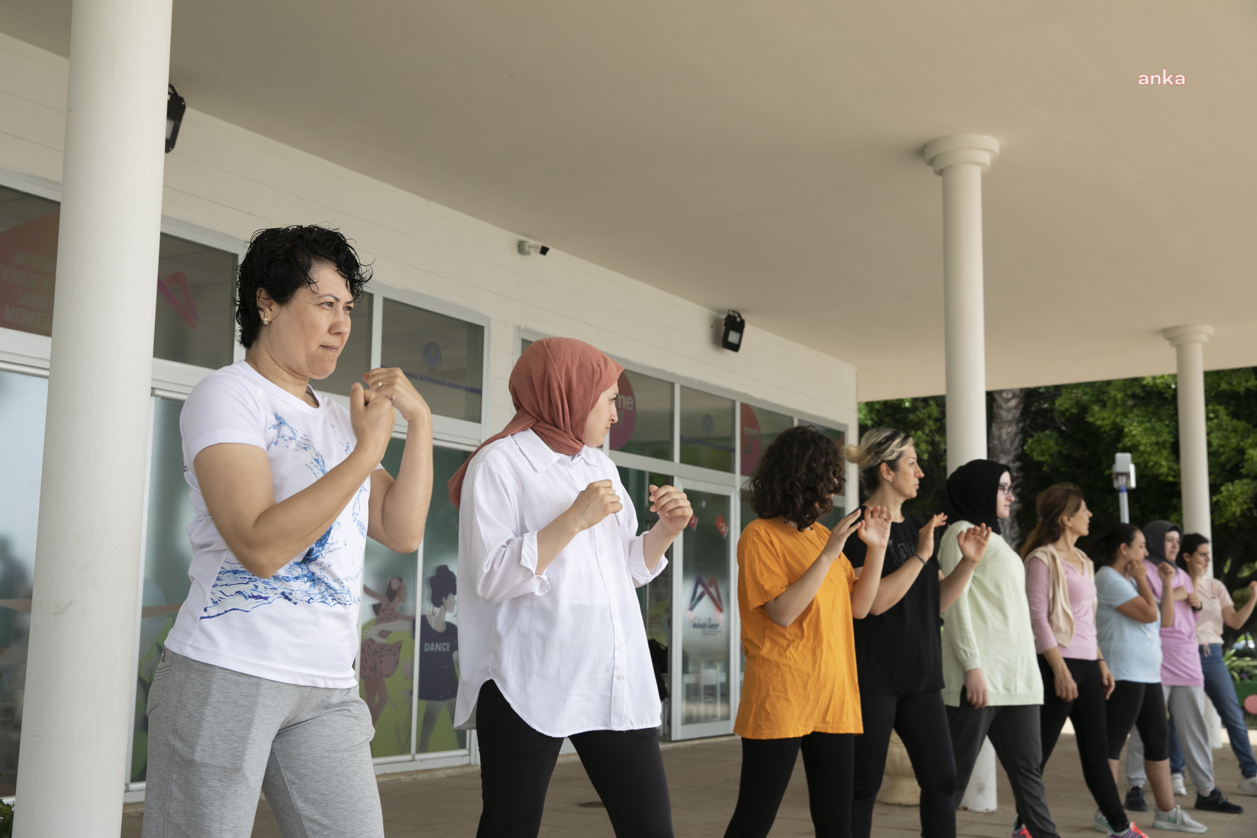MERSİN'DE KADINLAR KENDİLERİNİ ‘KRAV MAGA’ İLE KORUYACAKLAR