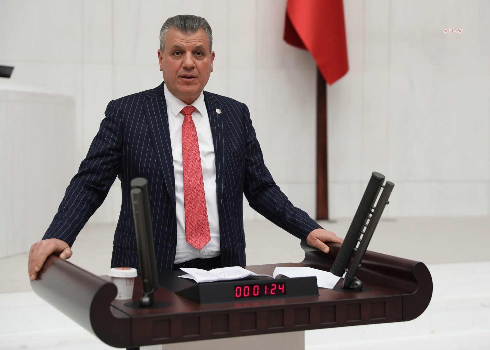AYHAN BARUT: “EKONOMİNİN TÜM ÇARKLARI DURMUŞ, BÜYÜK İFLASLAR KAPIDA”