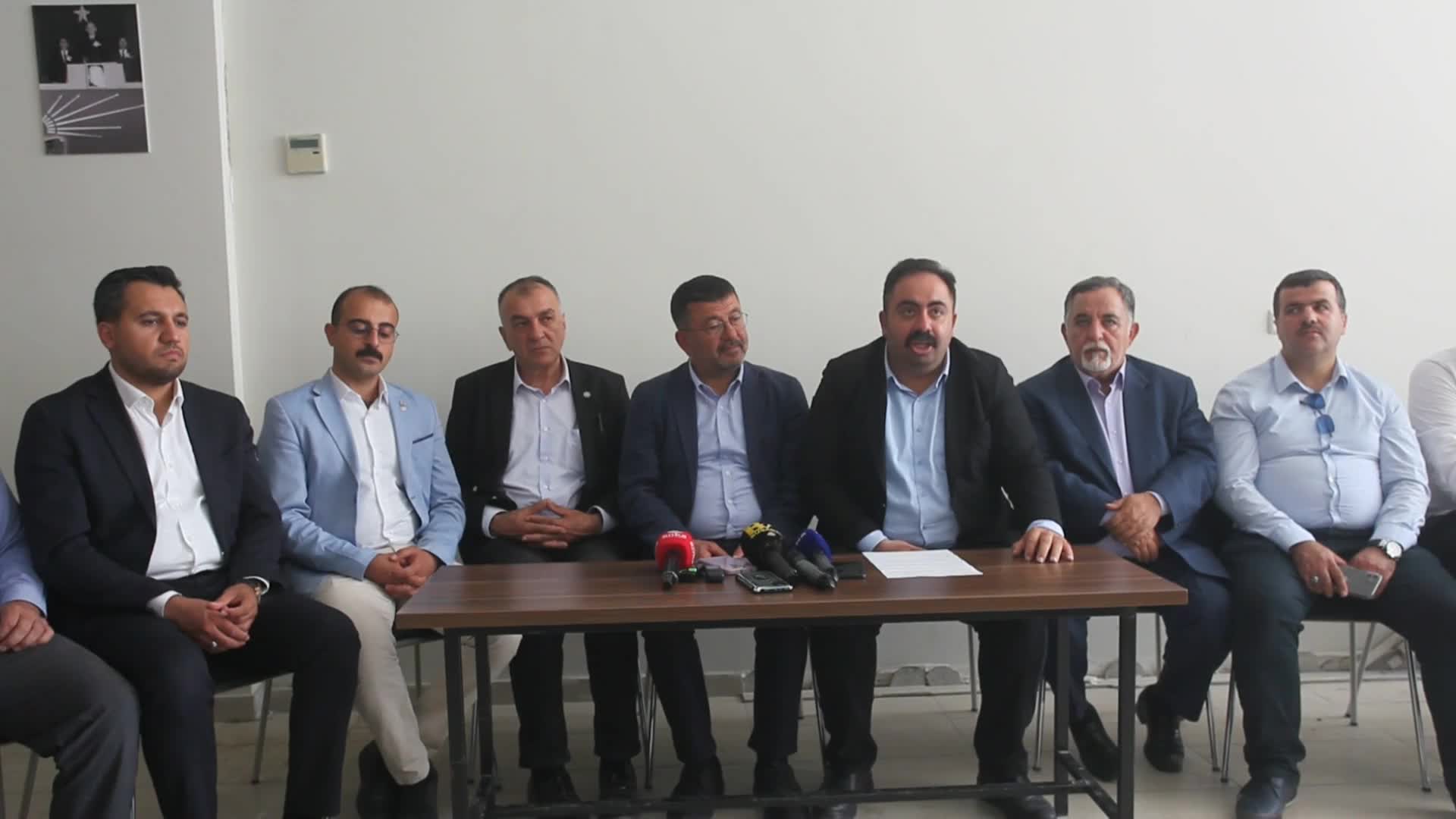 VELİ AĞBABA: "BİR GÜN KALDI. BU BASKIYA, ZULME, DEMOKRASİYE AYKIRI TUTUMLAR SON BULACAK"